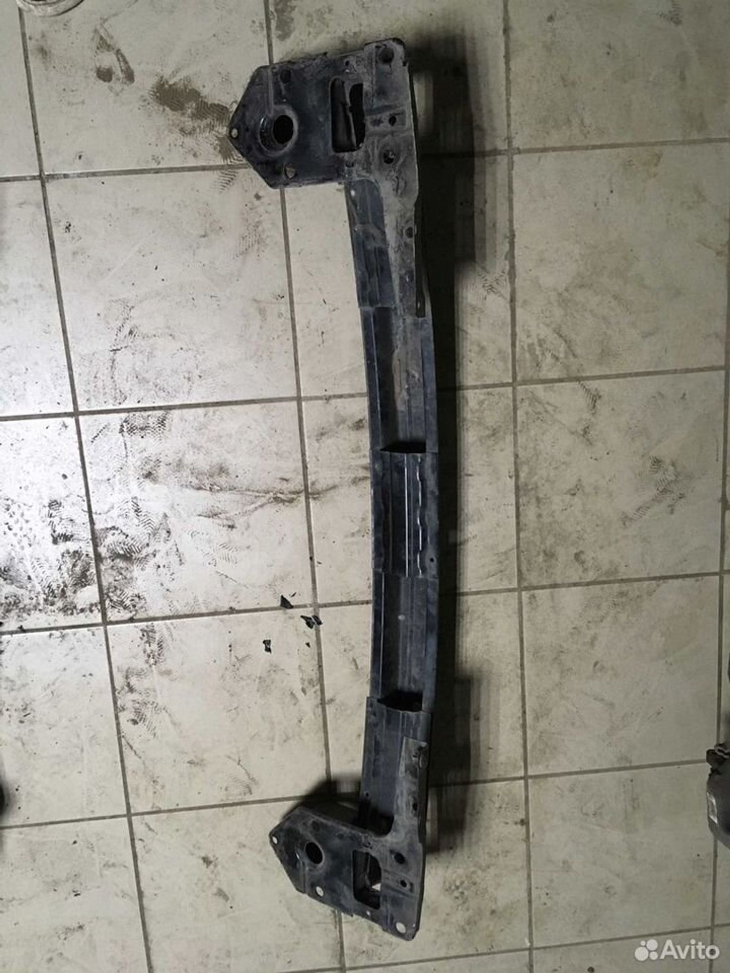 Усилитель бампера Hyundai Tucson 2007, 1000 рублей, Тамбов