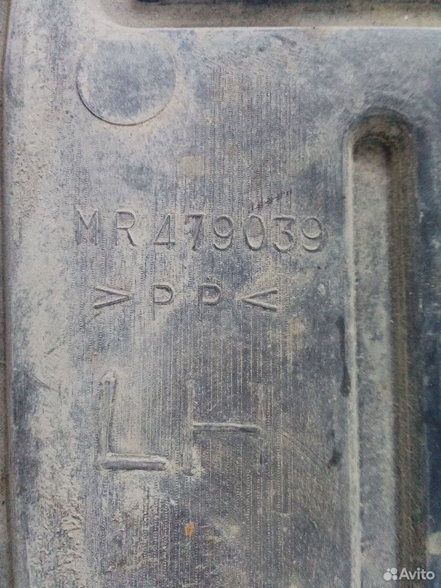 Пыльник двигателя левый Mitsubishi Lancer IX, 500 рублей, Тамбов