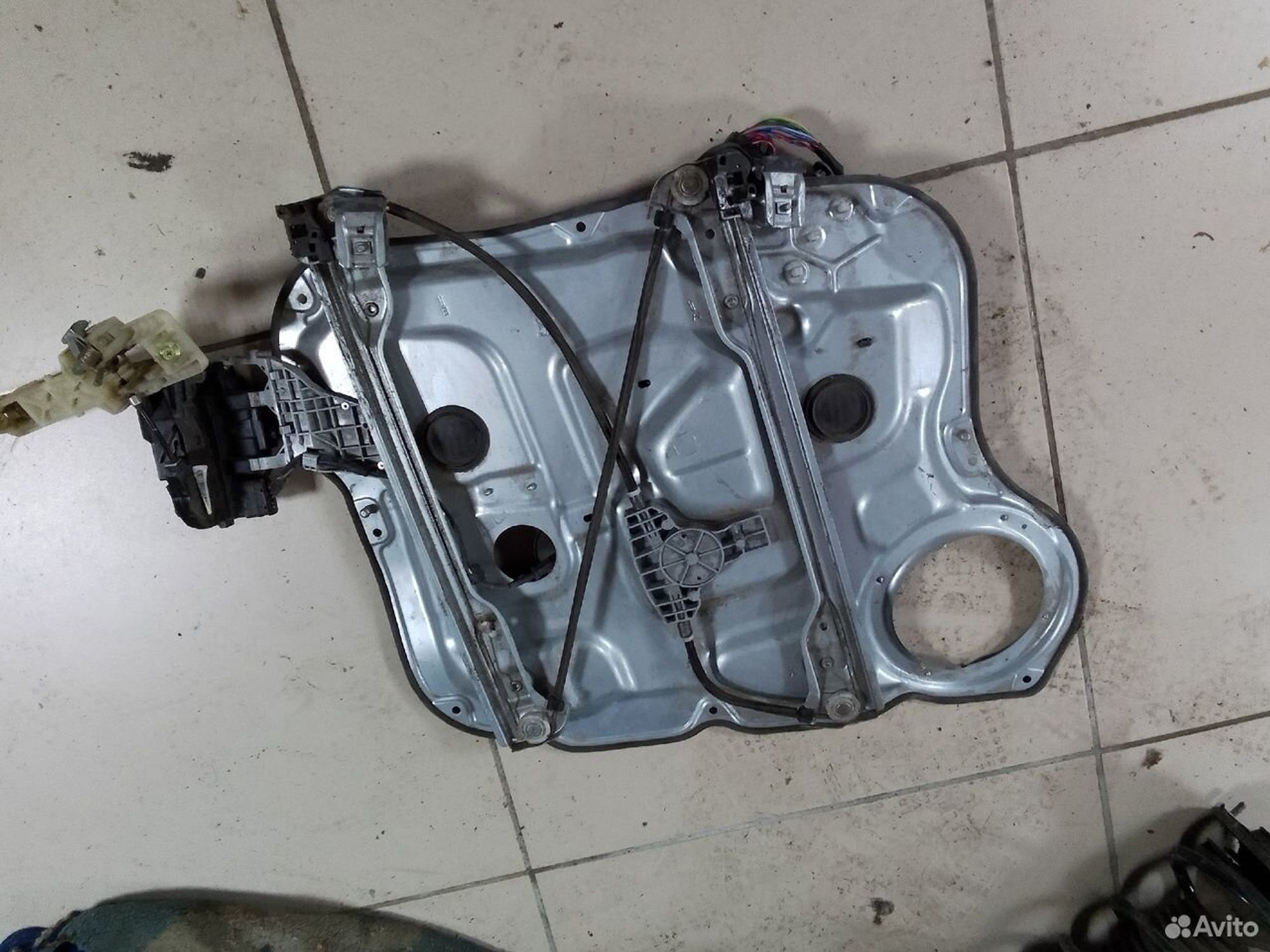 Стеклоподъёмник и замок Hyundai Santa Fe II CM, 2000 рублей, Тамбов