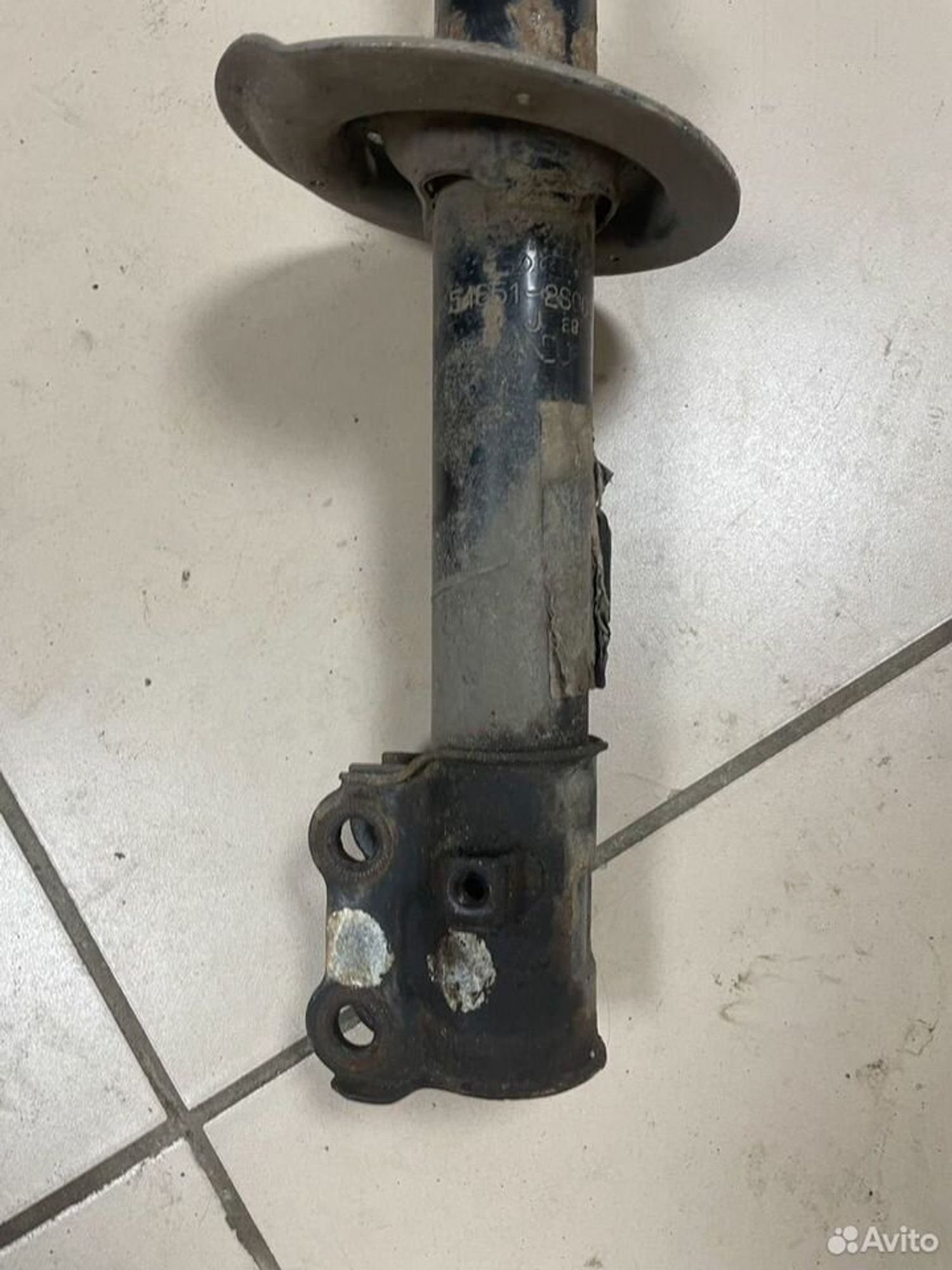 Амортизатор перед.лев. Kia Sportage 3/Hyundai IX35, 1000 рублей, Тамбов