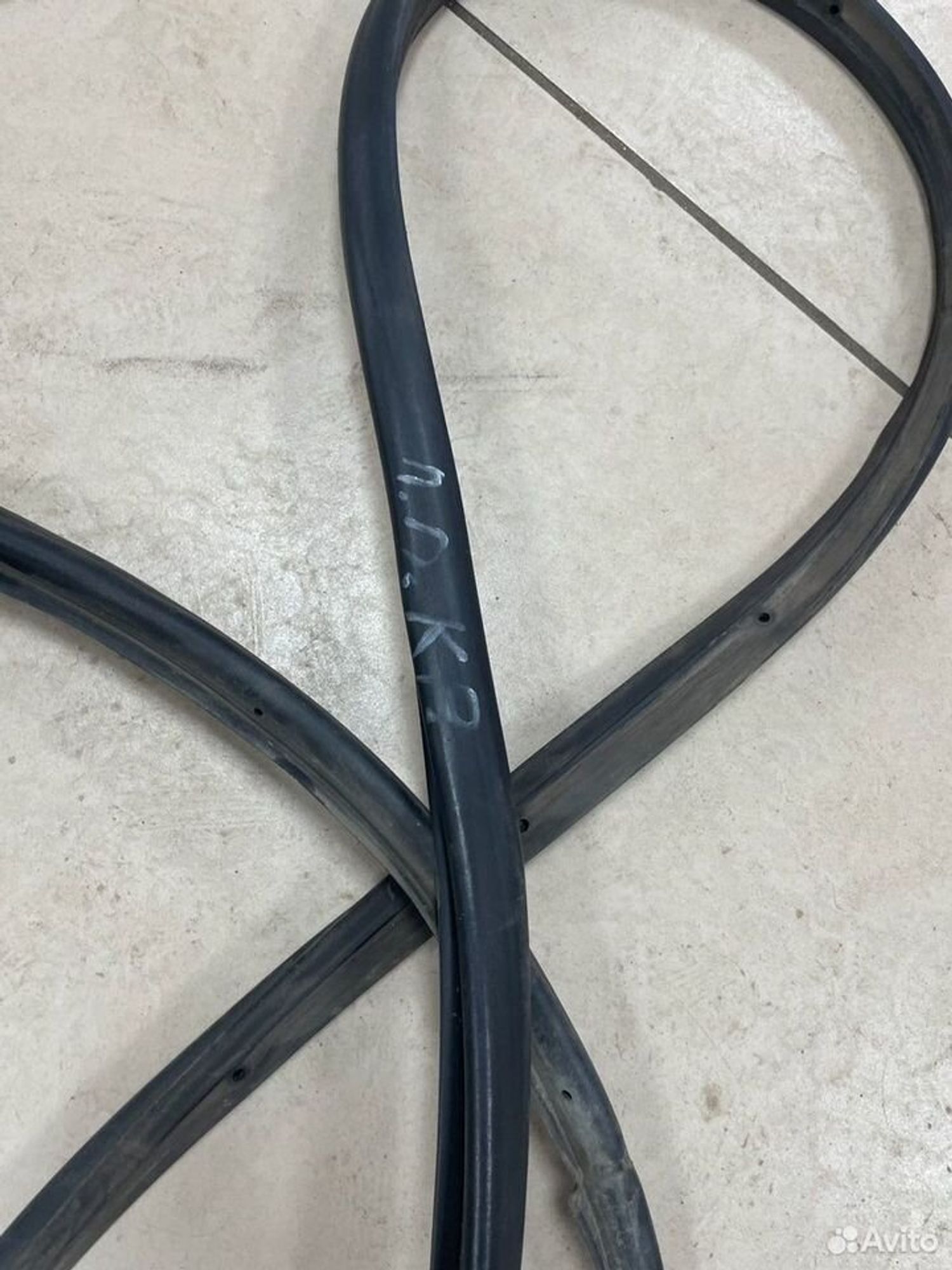 Уплотнитель передний правый Chevrolet Cruze J300, 500 рублей, Тамбов