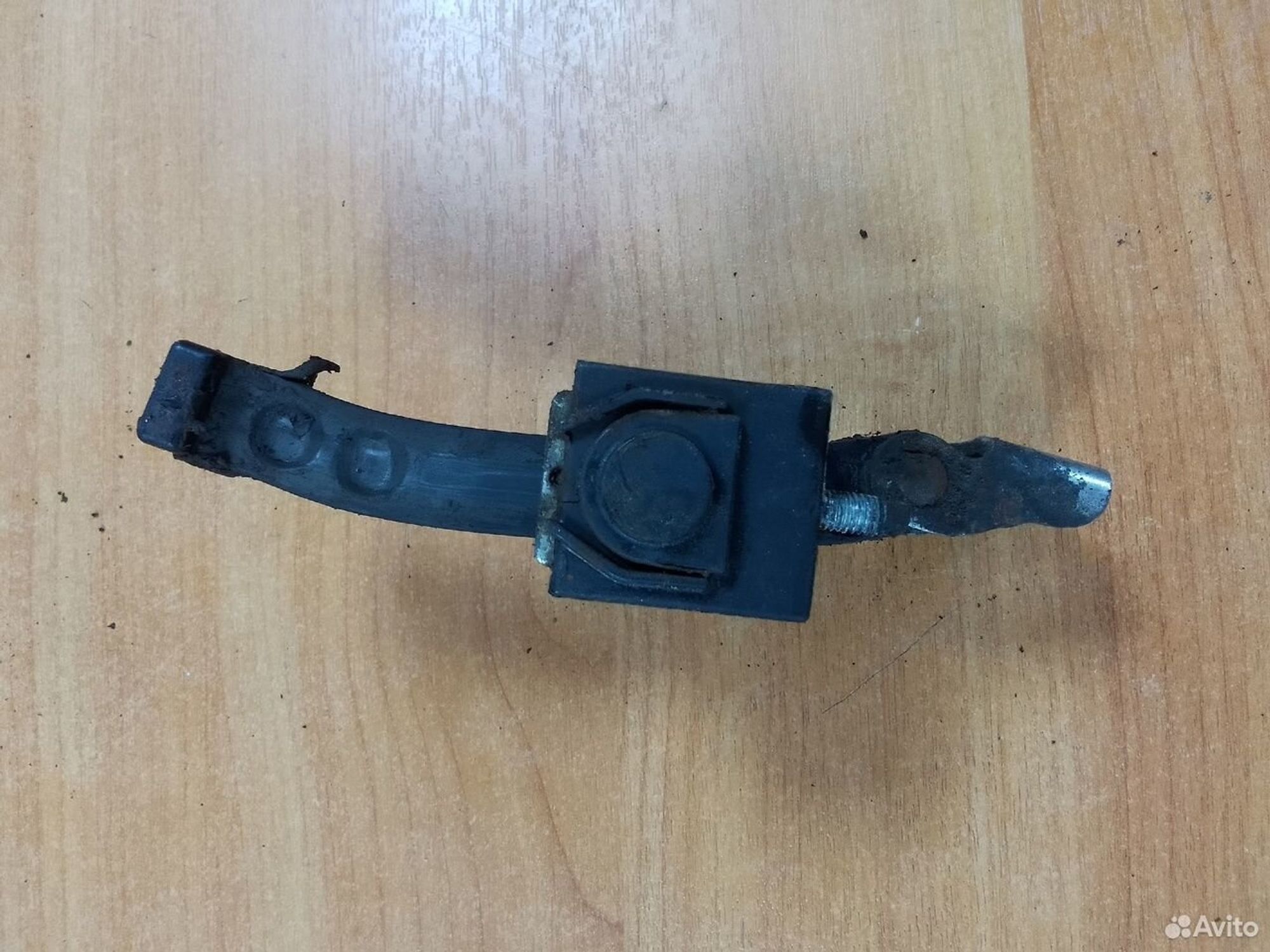 Ограничитель двери зад.прав. LADA Vesta, 500 рублей, Тамбов