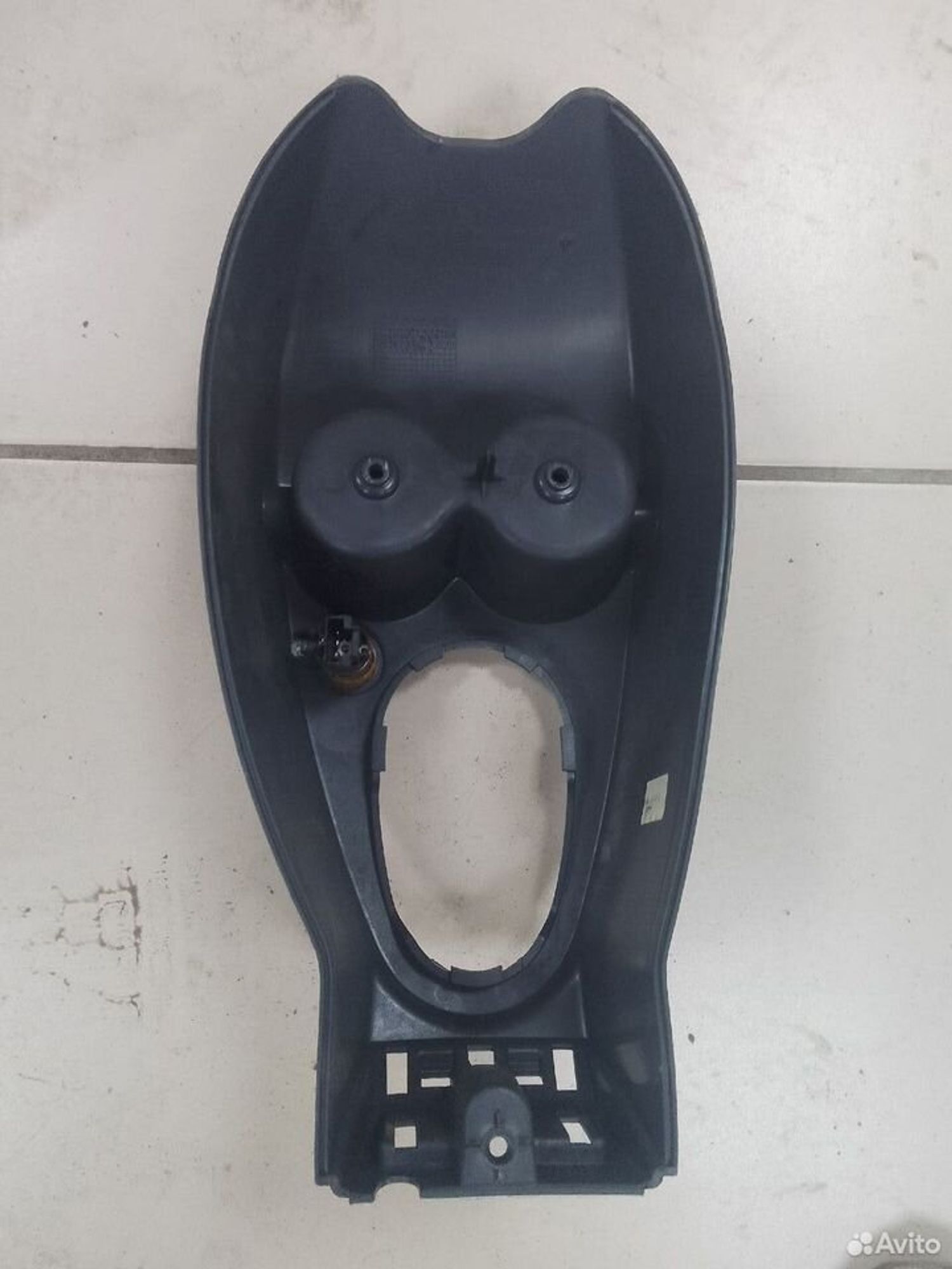 Центральная консоль Renault Logan I, 500 рублей, Тамбов