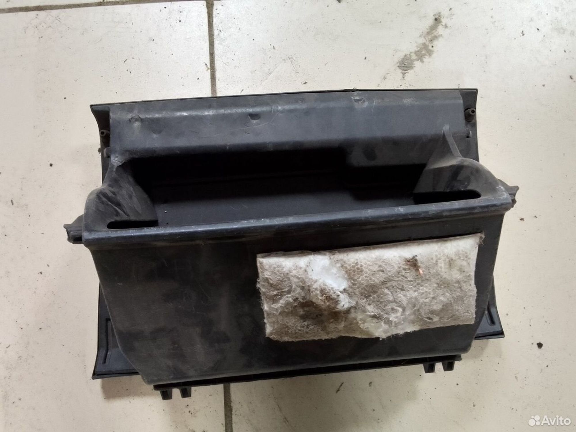 Бардачок Toyota RAV4, 2000 рублей, Тамбов