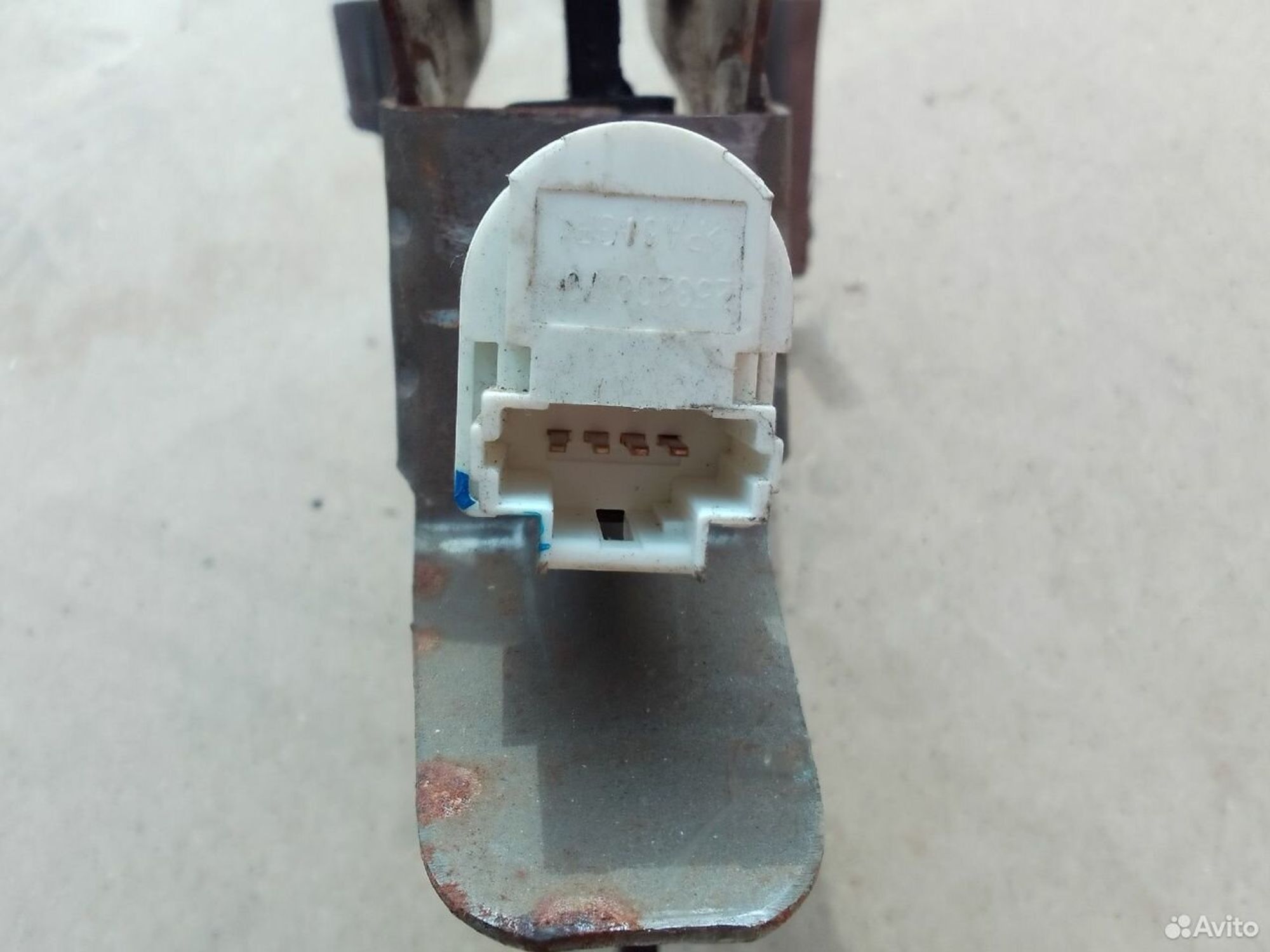 Педаль тормоза LADA X-Ray, 500 рублей, Тамбов