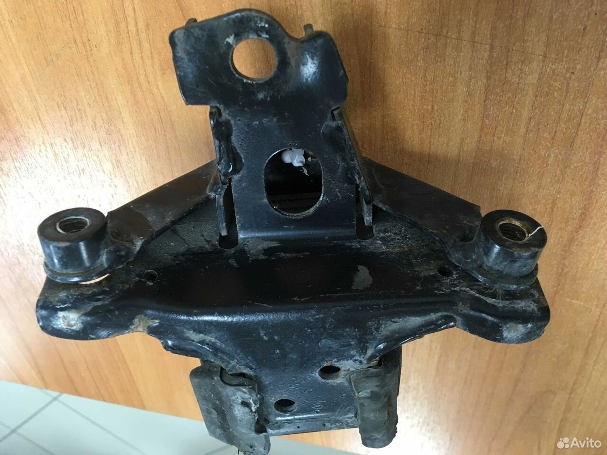 Опора кпп Skoda Fabia/Volkswagen Polo, 1000 рублей, Тамбов