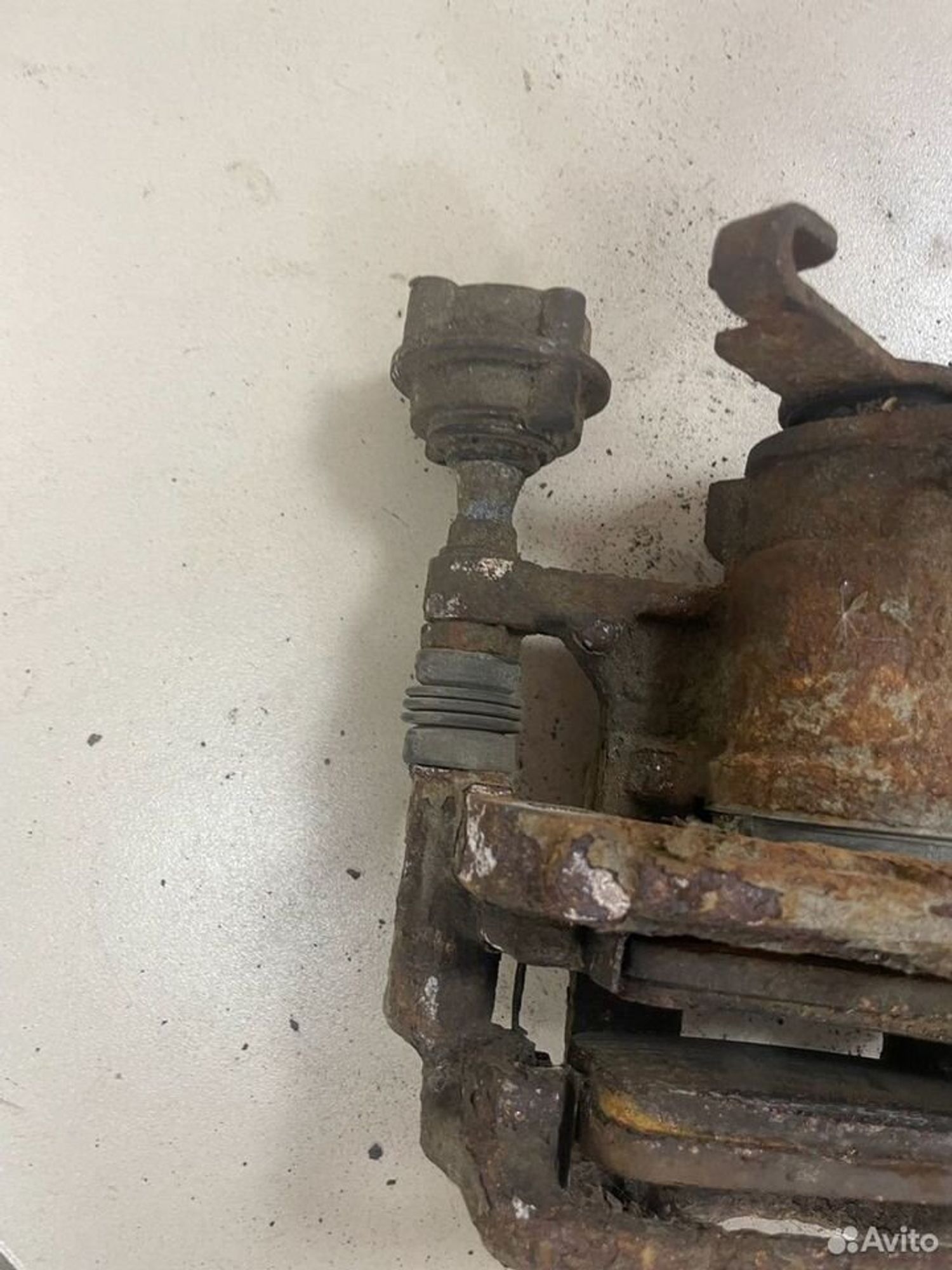 Суппорт задний левый Chevrolet Cruze J300, 2000 рублей, Тамбов