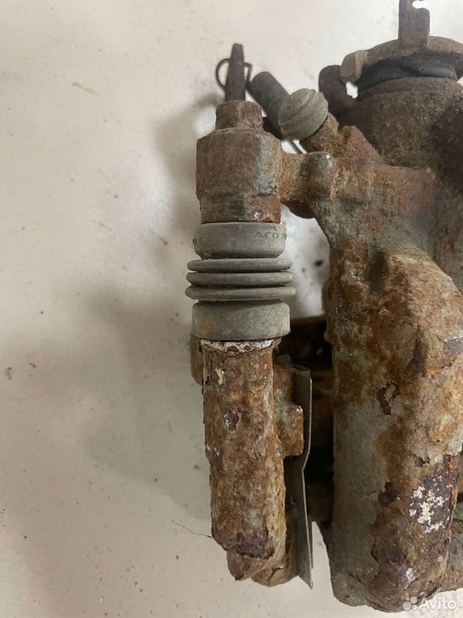 Суппорт задний левый Chevrolet Cruze J300, 2000 рублей, Тамбов