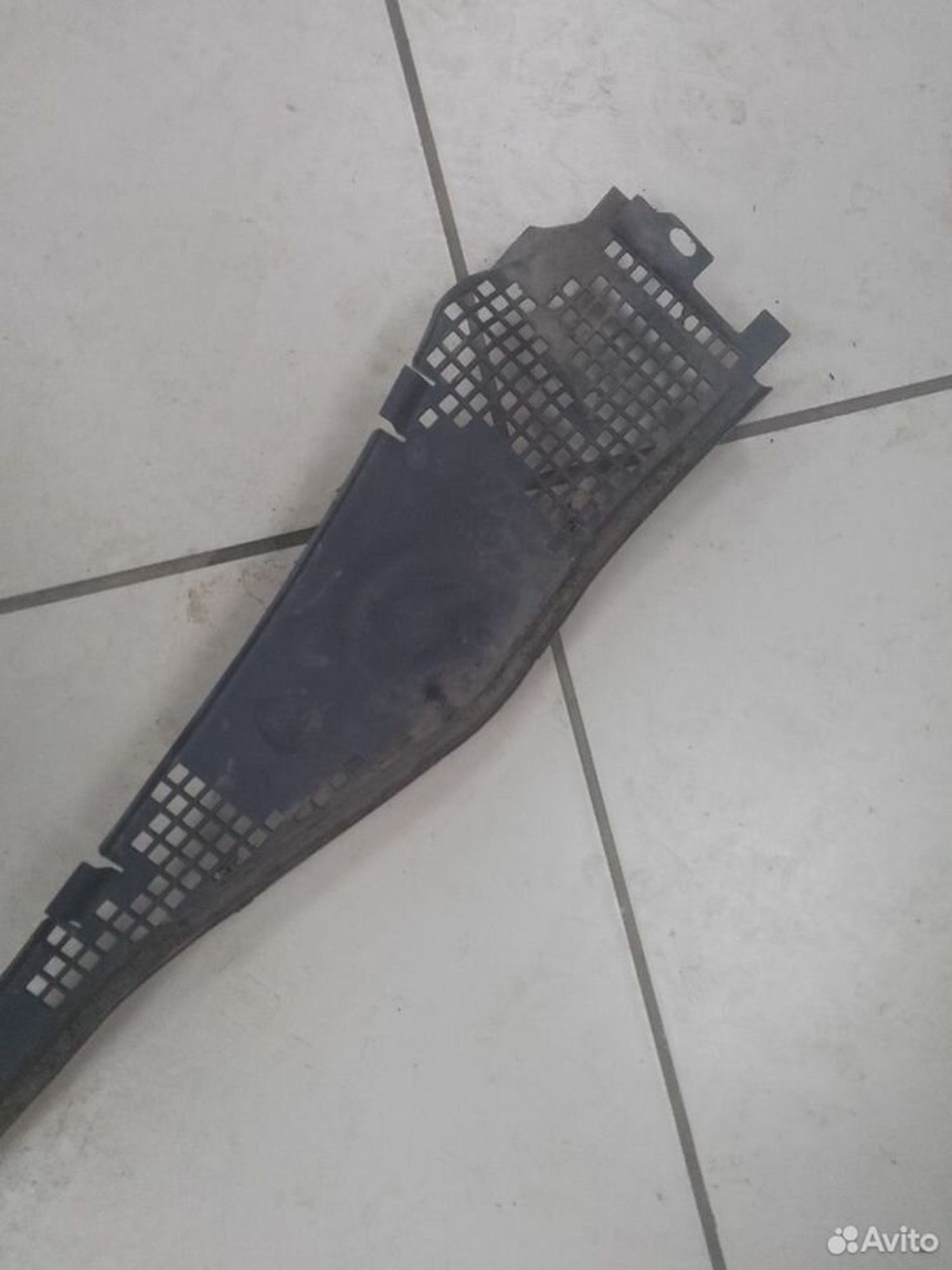 Жабо Renault Logan I, 1000 рублей, Тамбов