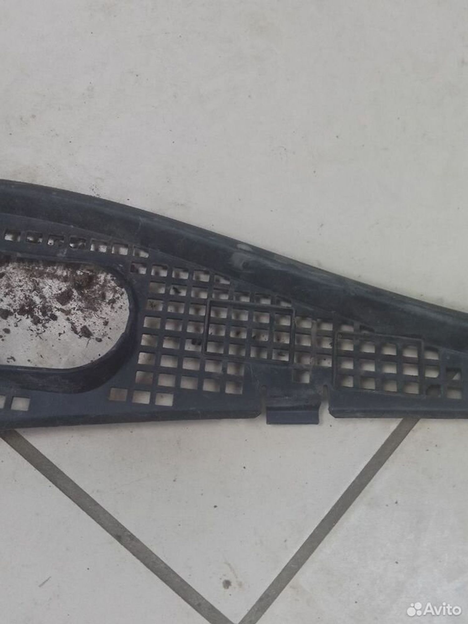 Жабо Renault Logan I, 1000 рублей, Тамбов