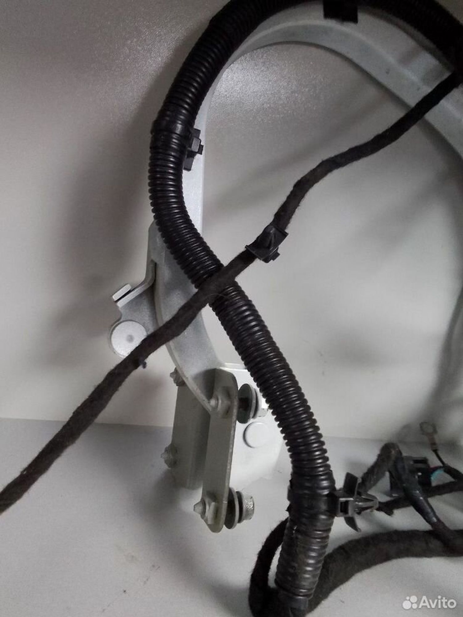 Петля багажника LADA Vesta левая + проводка, 1850 рублей, Тамбов