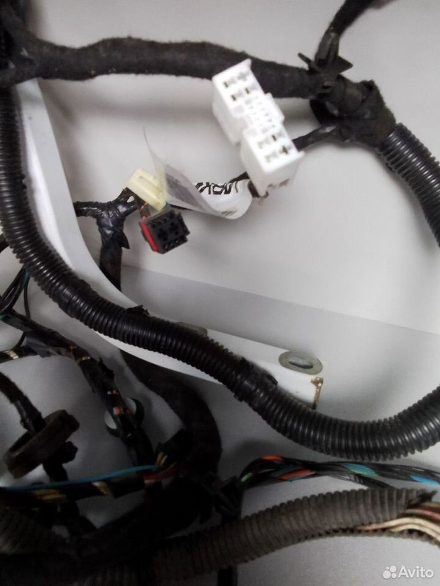 Петля багажника LADA Vesta левая + проводка, 1850 рублей, Тамбов