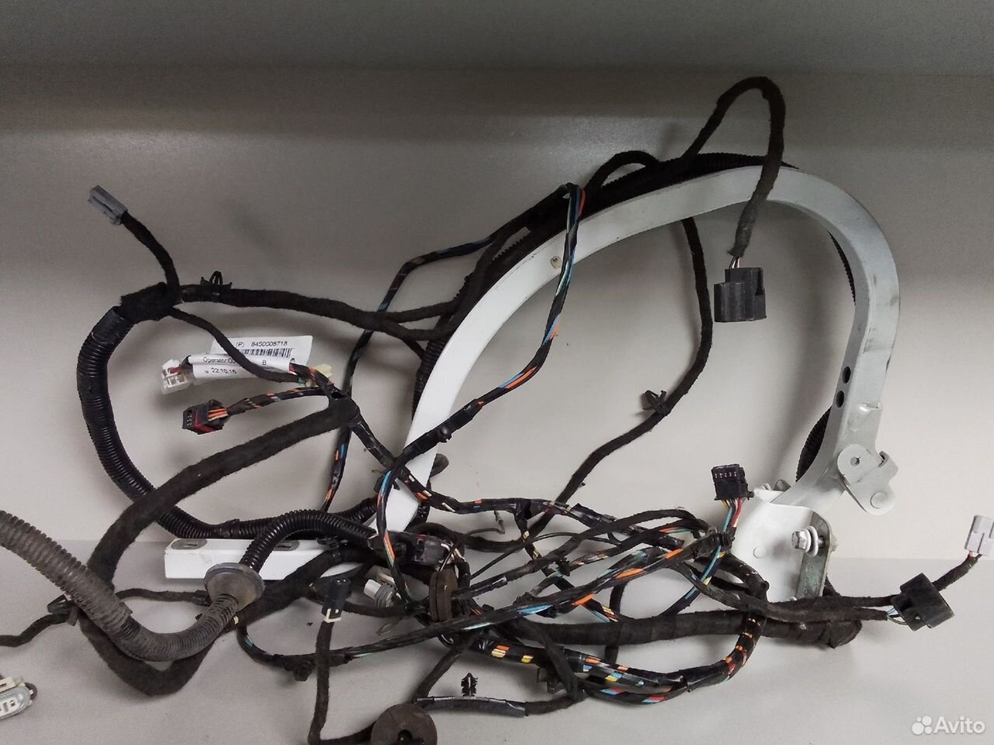 Петля багажника LADA Vesta левая + проводка, 1850 рублей, Тамбов