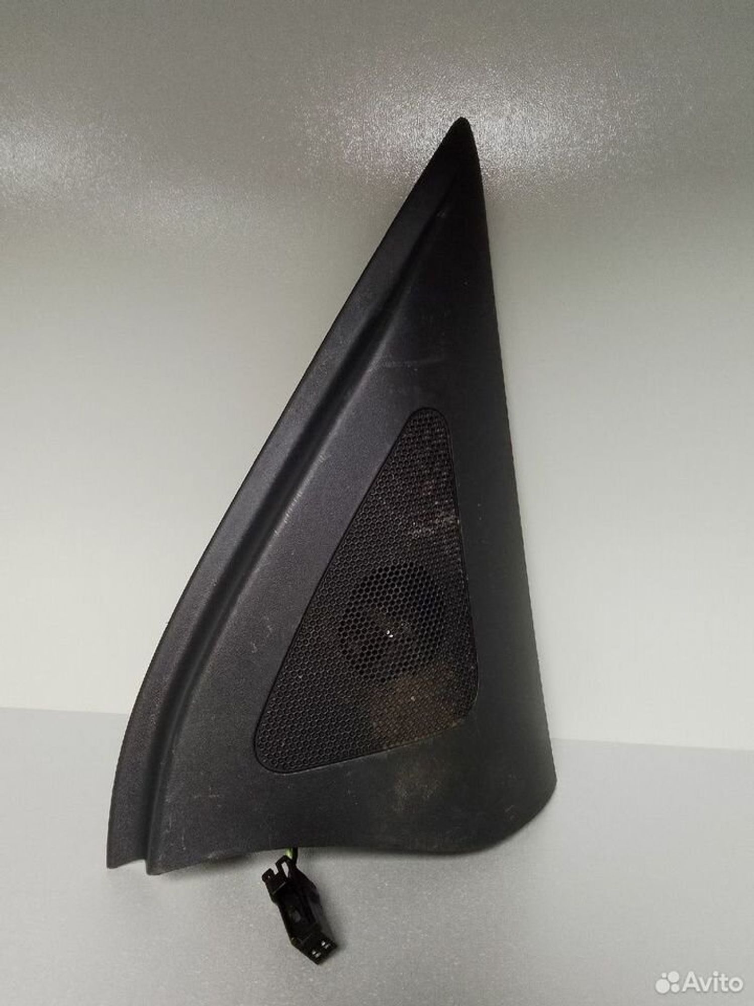 Накладка динамика Hyundai Santa Fe II CM, 500 рублей, Тамбов