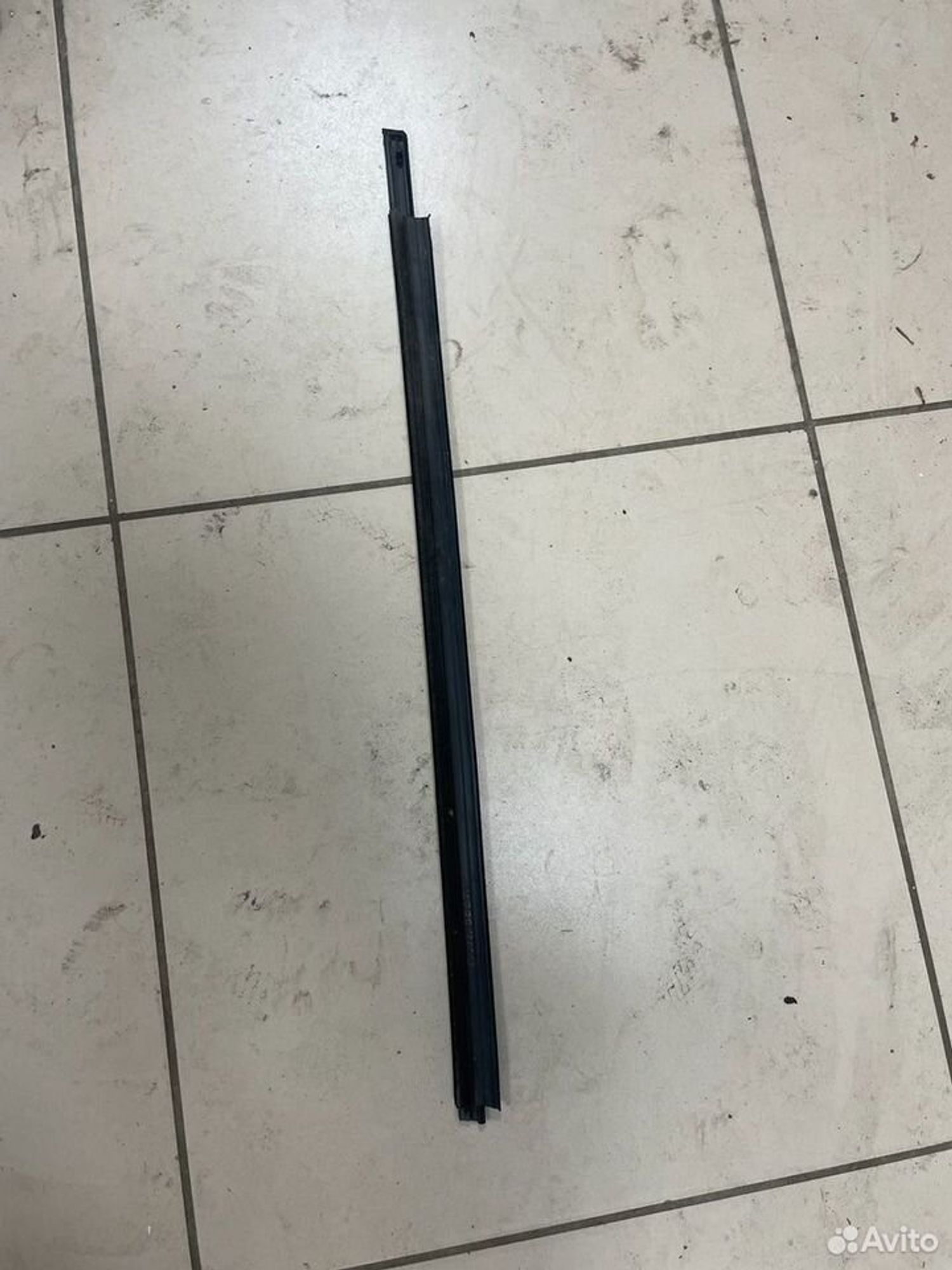 Бархотка передняя правая LADA Vesta, 500 рублей, Тамбов