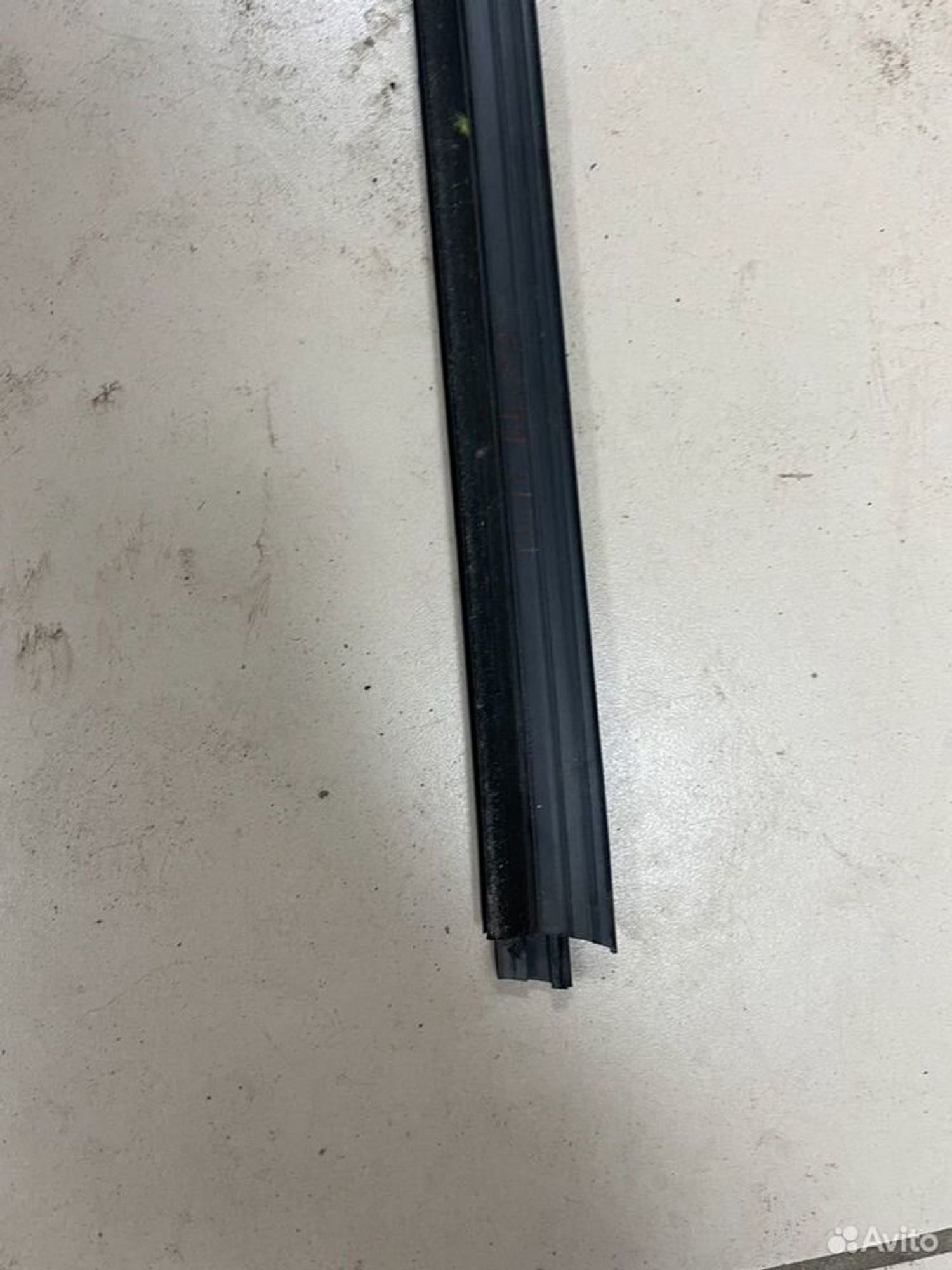 Бархотка передняя правая LADA Vesta, 500 рублей, Тамбов