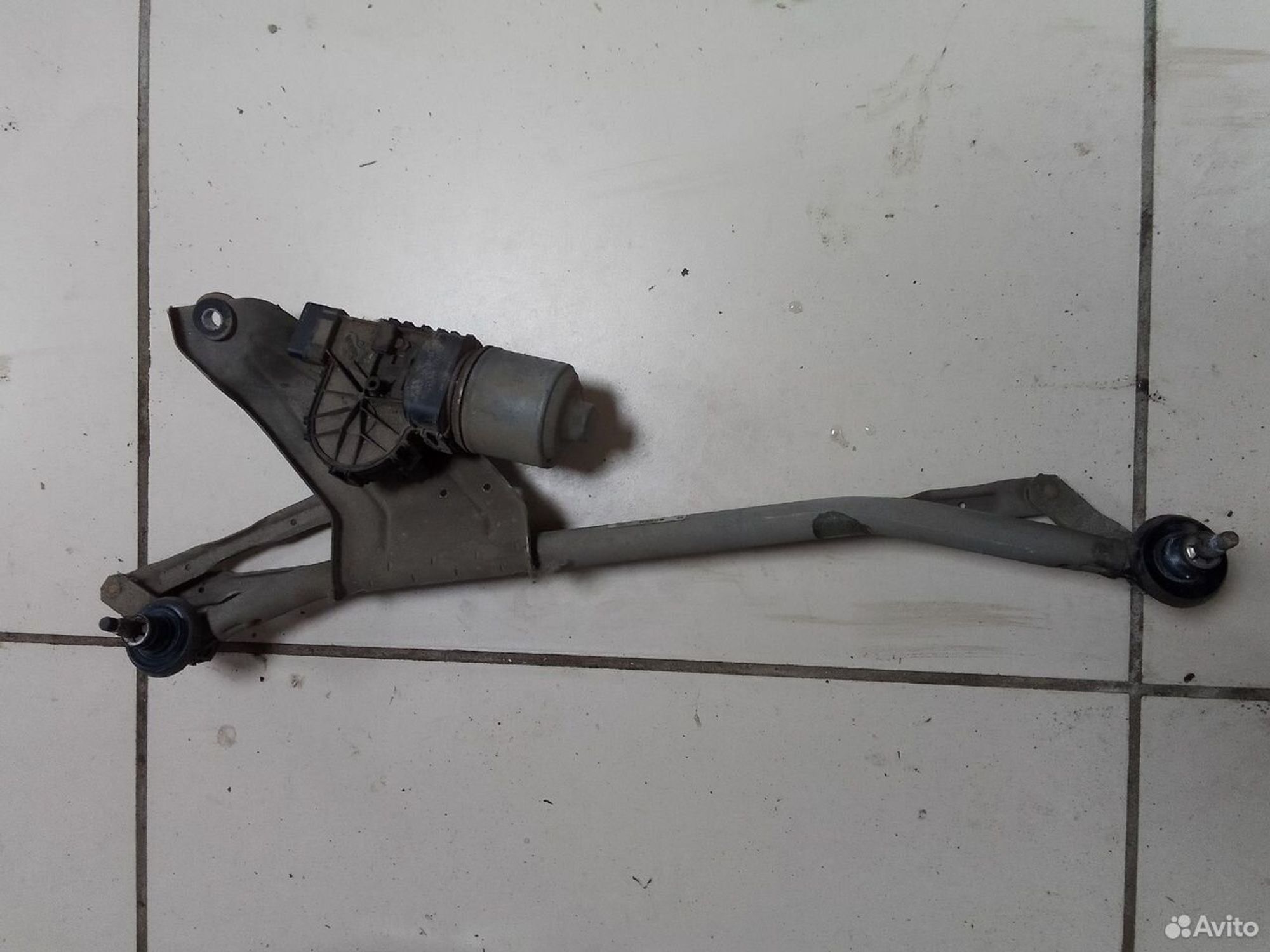 Трапеция стеклоочистителей Renault Logan I, 1600 рублей, Тамбов