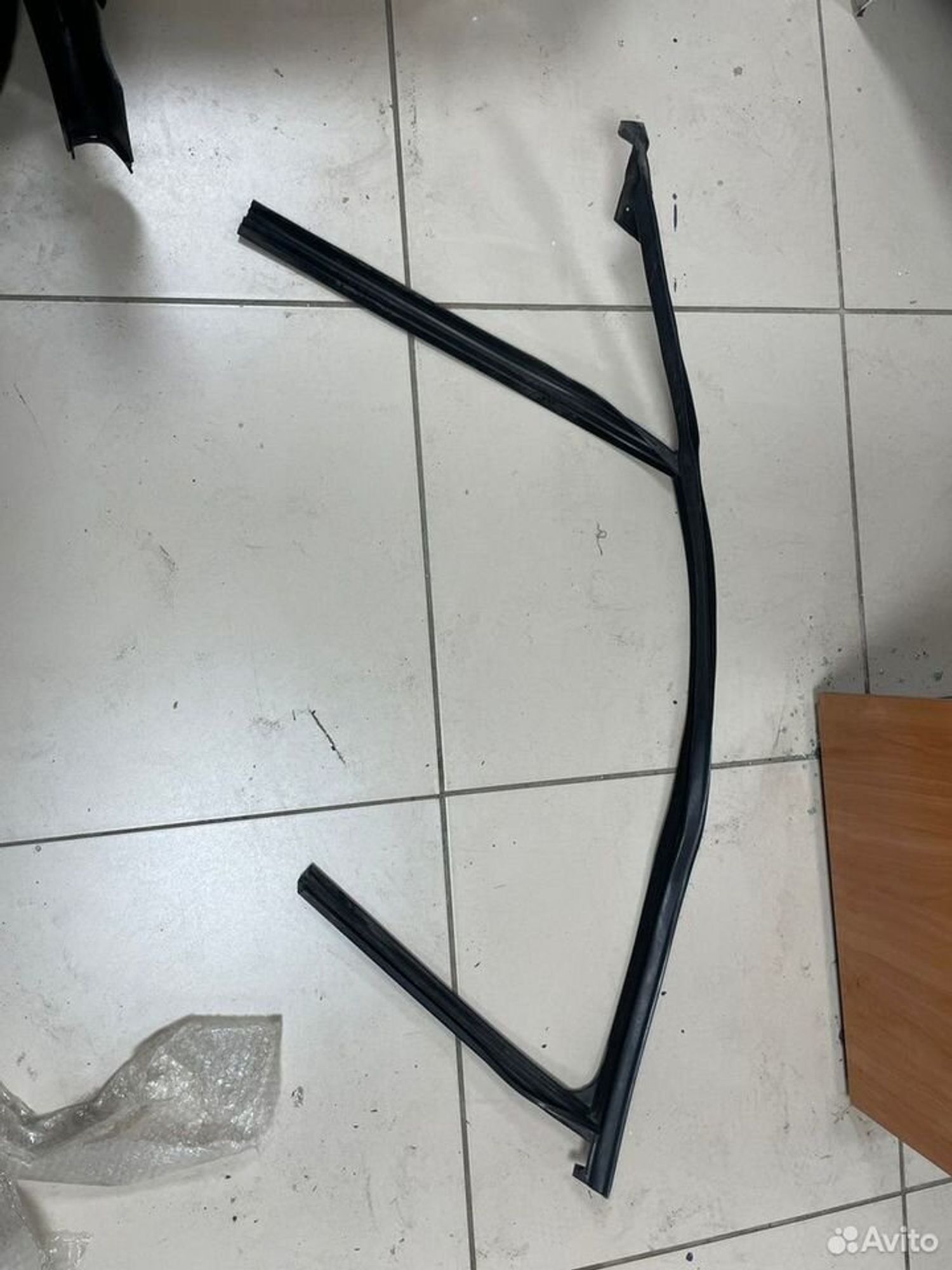 Уплотнитель пер.лев. двери Mercedes-Benz W204 C180, 500 рублей, Тамбов