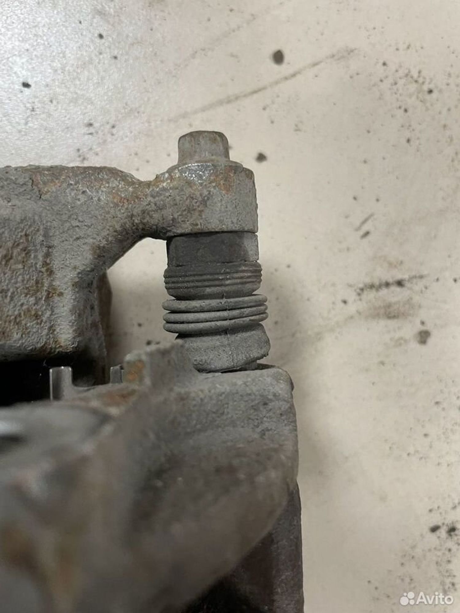 Суппорт передний левый Chevrolet Cruze J300, 2000 рублей, Тамбов