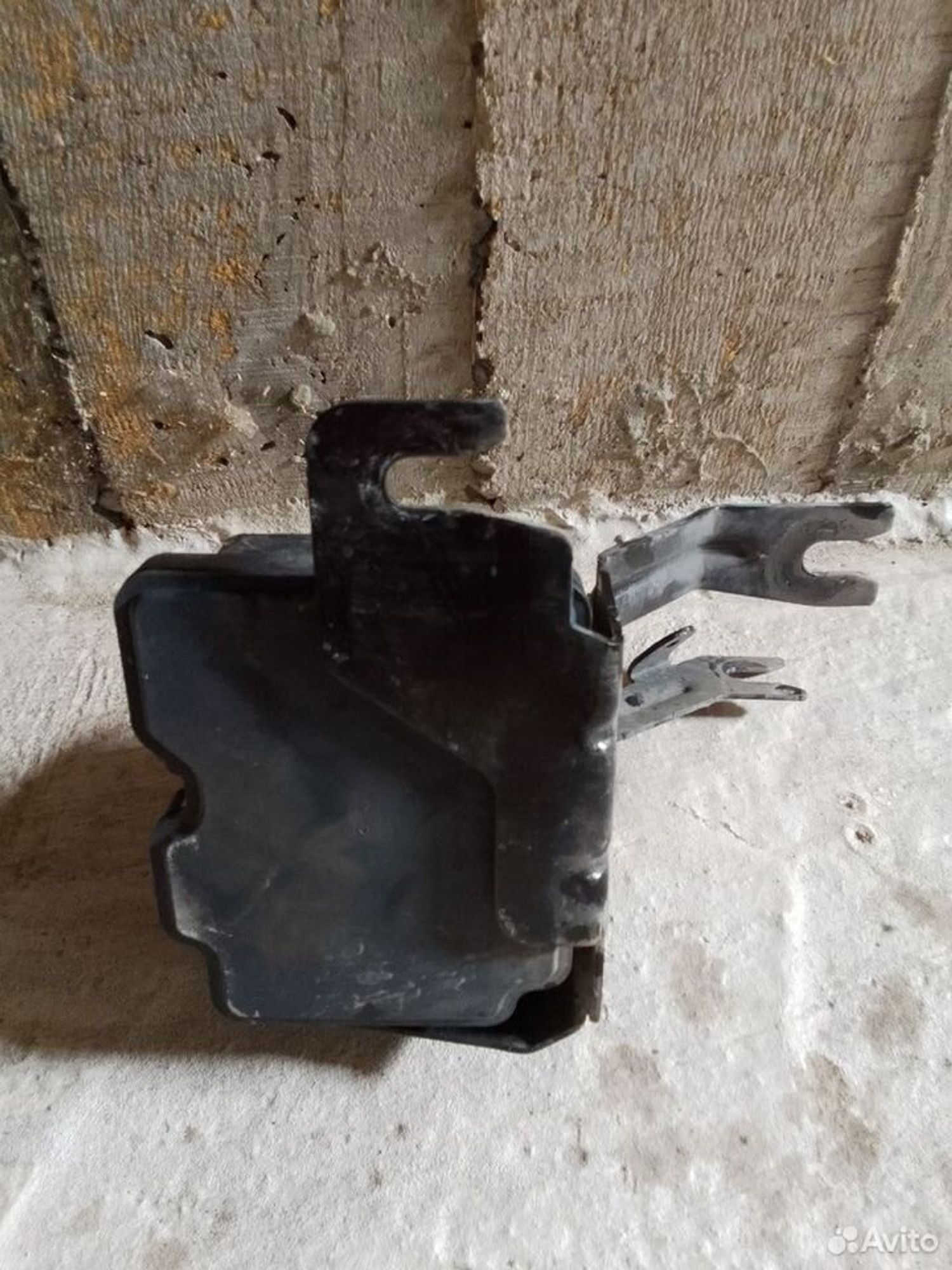 Блок ABS LADA X-Ray, 2000 рублей, Тамбов