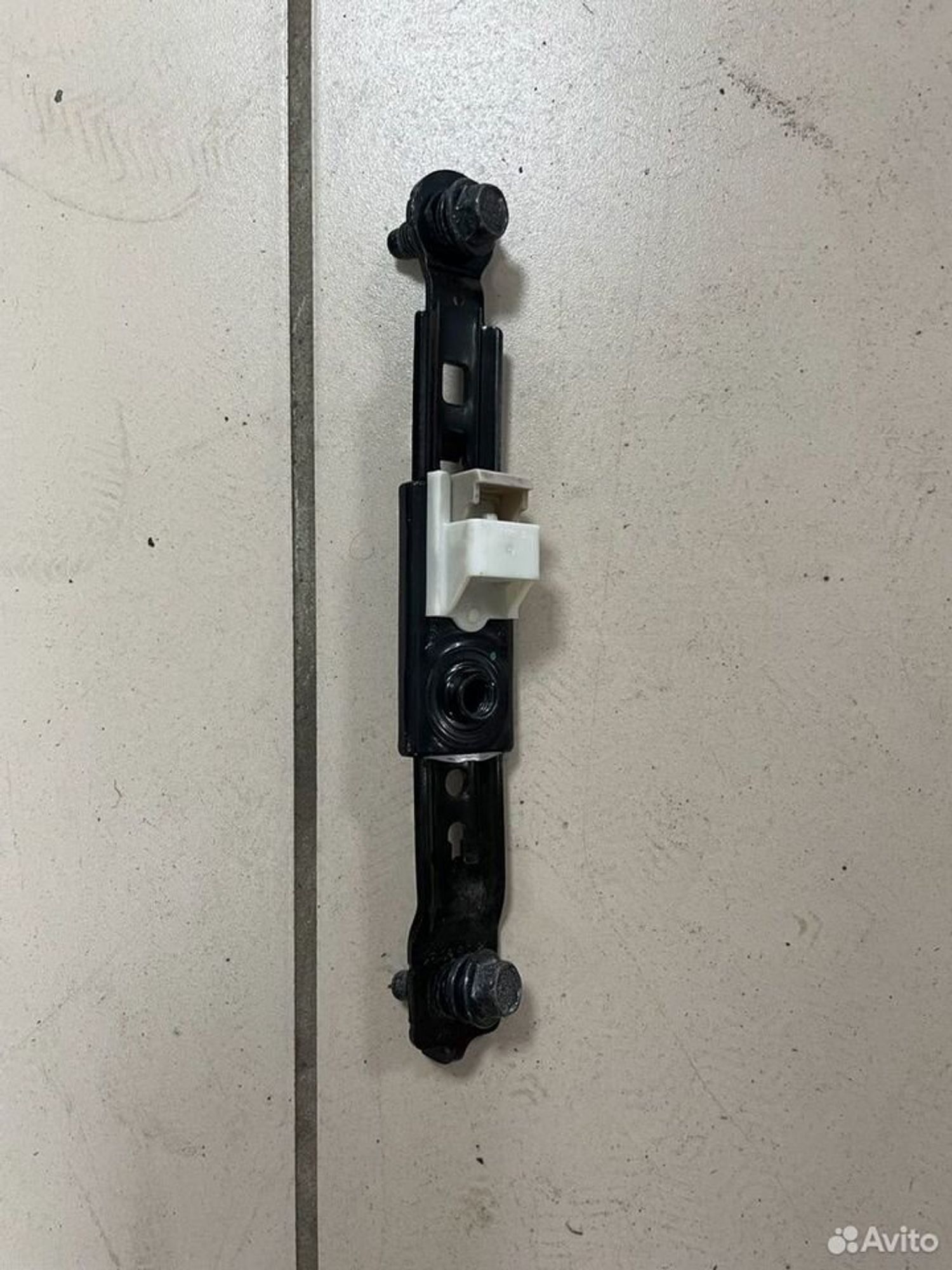 Регулятор высоты ремня Kia Ceed II JD, 1000 рублей, Тамбов