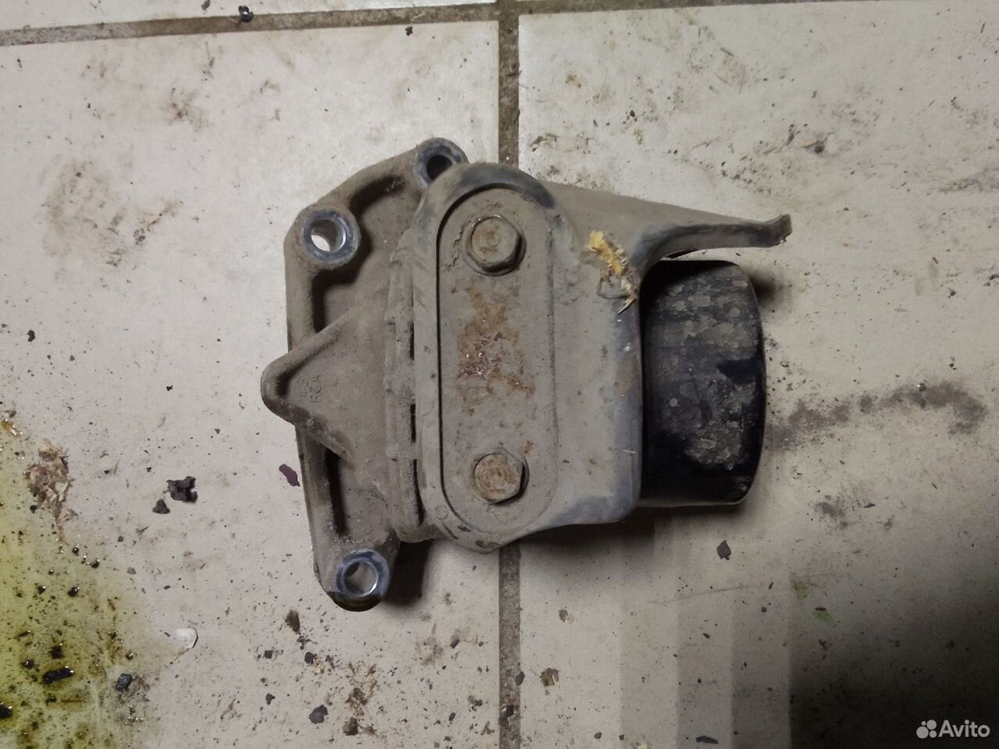 Кронштейн масляного фильтра K24Z4 Honda CR-V III, 1500 рублей, Тамбов