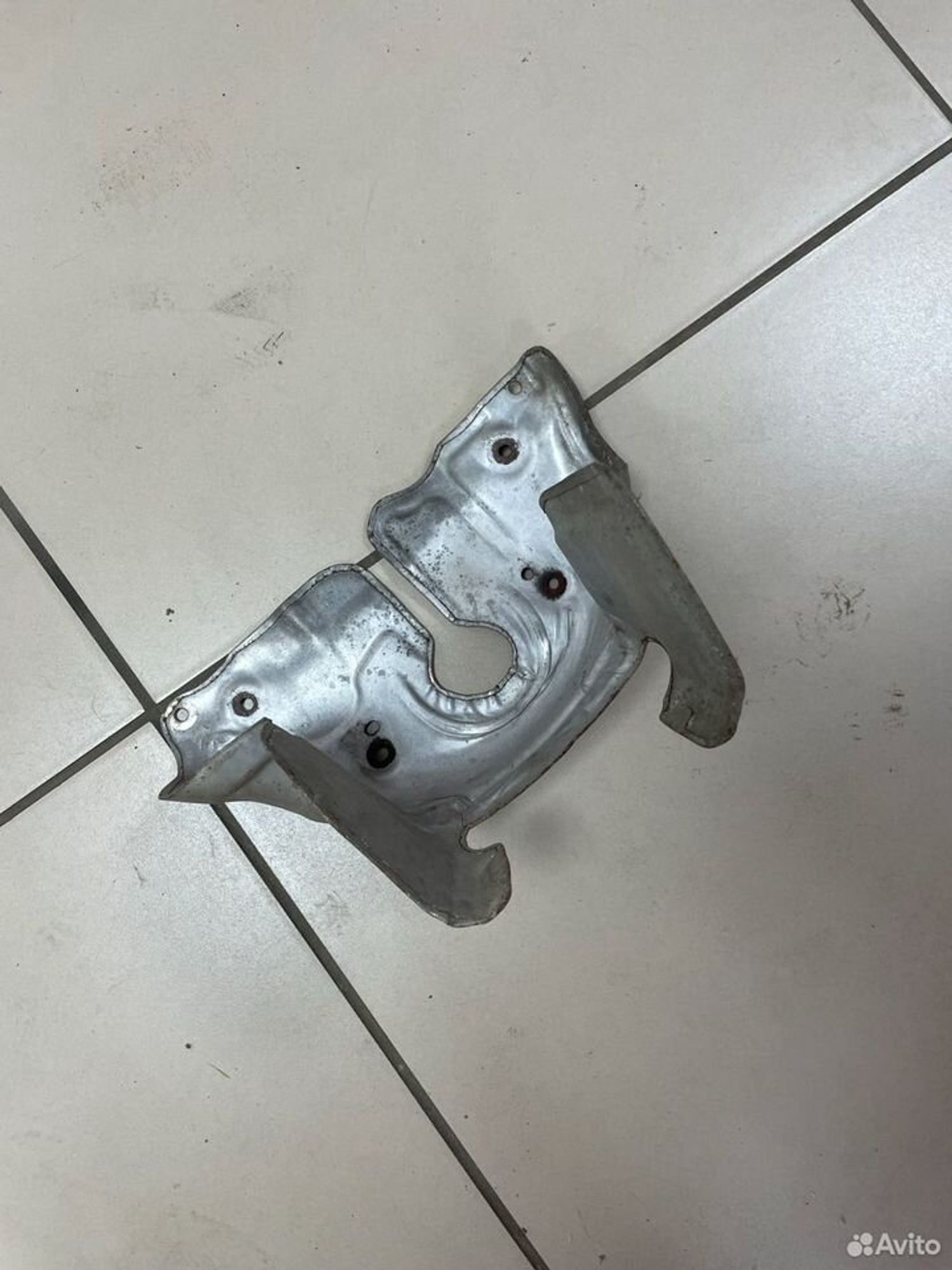 Тепловой экран коллектора Citroen C4 B7, 1350 рублей, Тамбов