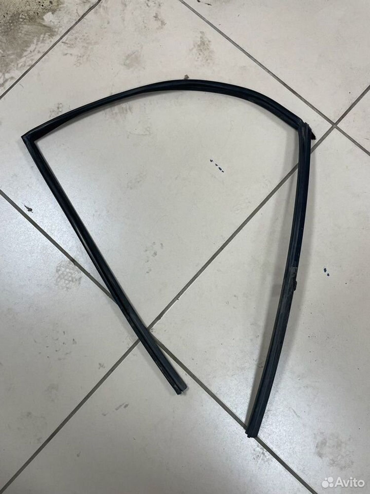 Уплотнитель стекла зад.лев. Mitsubishi Lancer IX, 500 рублей, Тамбов