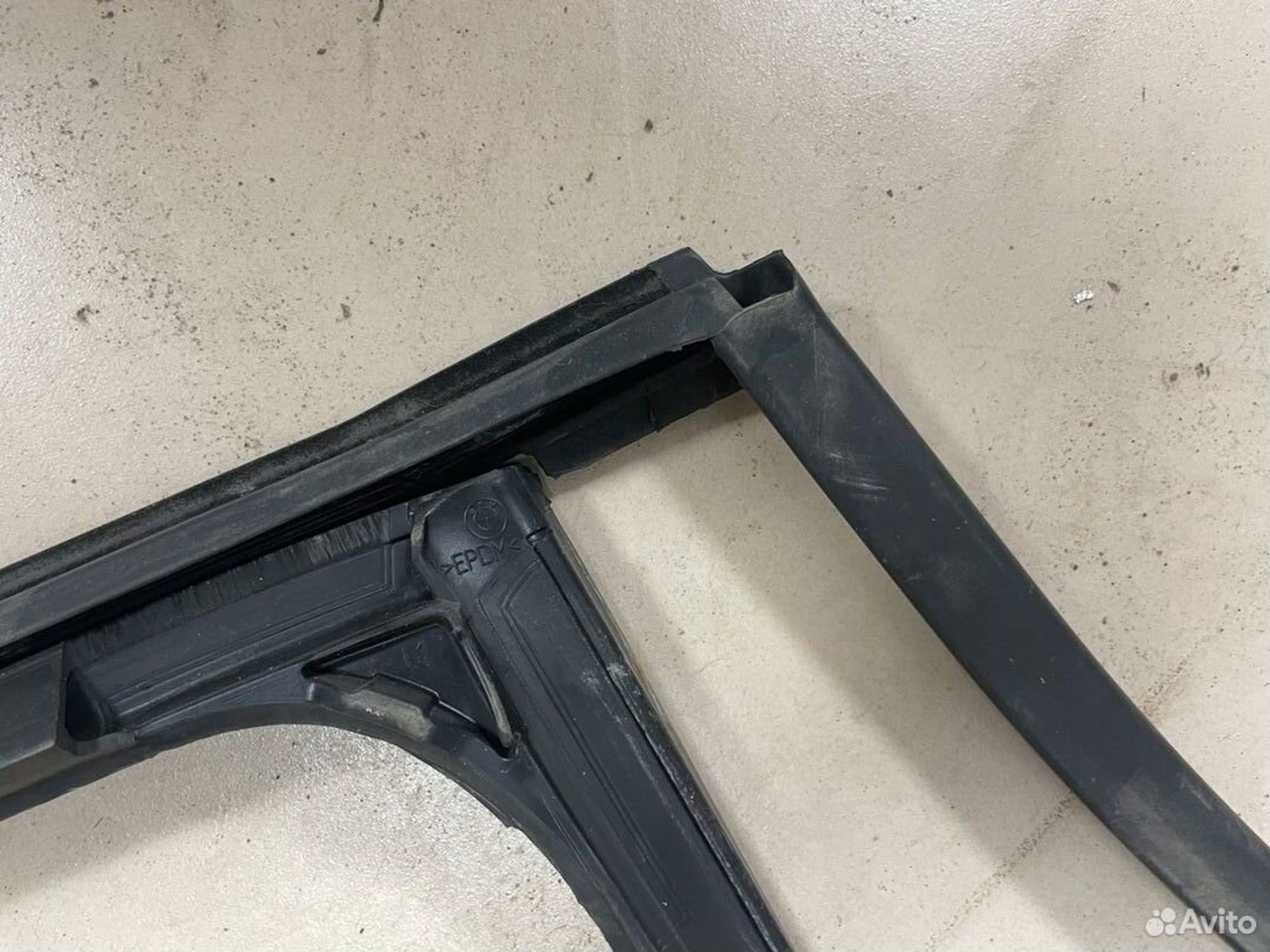 Уплотнитель стекла задний левый BMW E90, 500 рублей, Тамбов