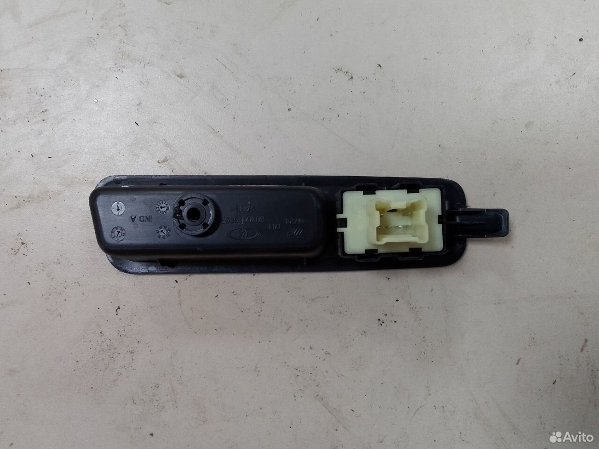 Кнопка стеклоподъёмника зад.прав. LADA X-Ray, 500 рублей, Тамбов