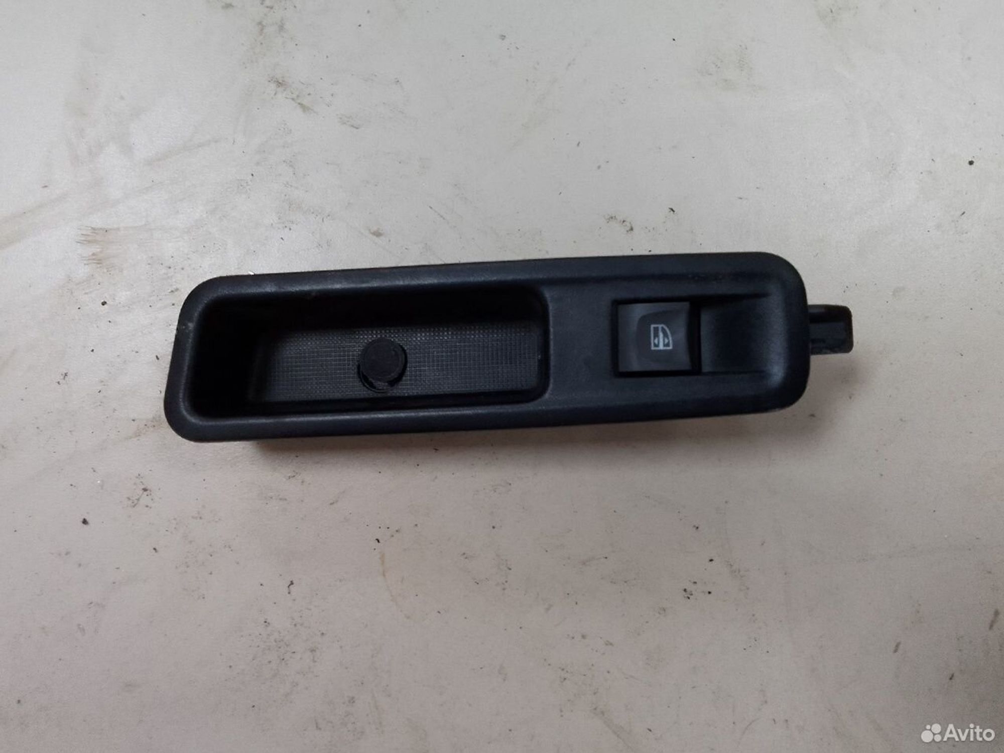 Кнопка стеклоподъёмника зад.прав. LADA X-Ray, 500 рублей, Тамбов