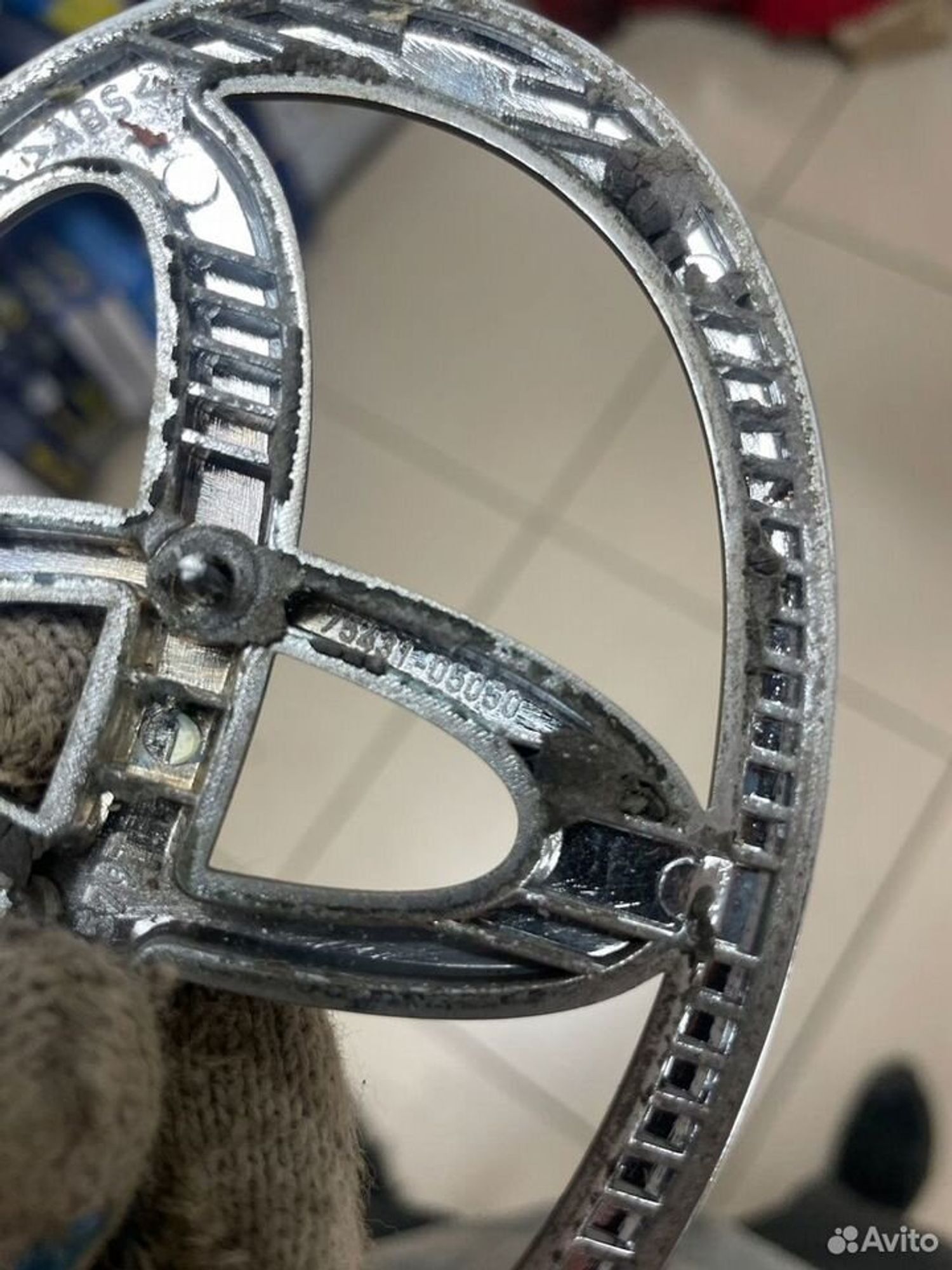 Эмблема Toyota Avensis T250, 500 рублей, Тамбов