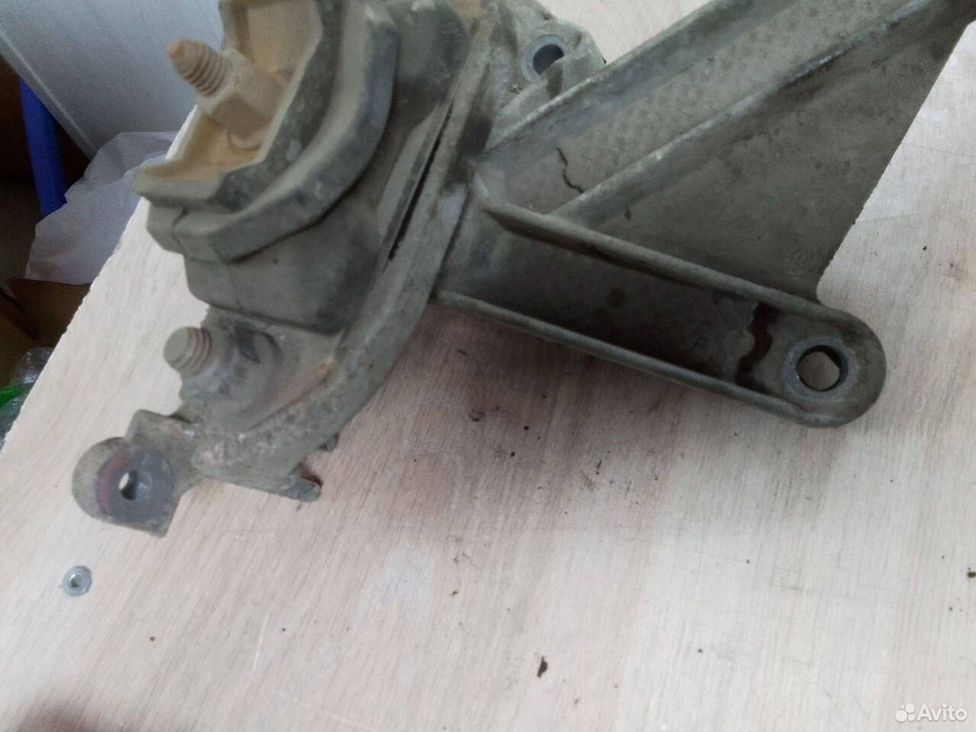 Кронштейн кпп Renault Logan I, 700 рублей, Тамбов