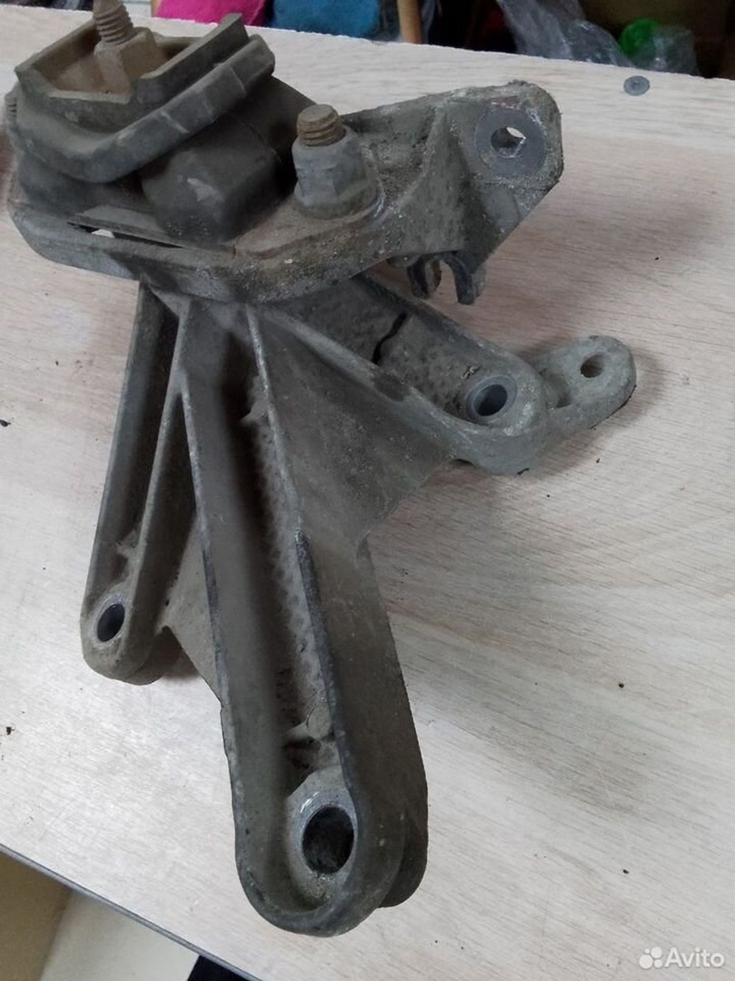 Кронштейн кпп Renault Logan I, 700 рублей, Тамбов