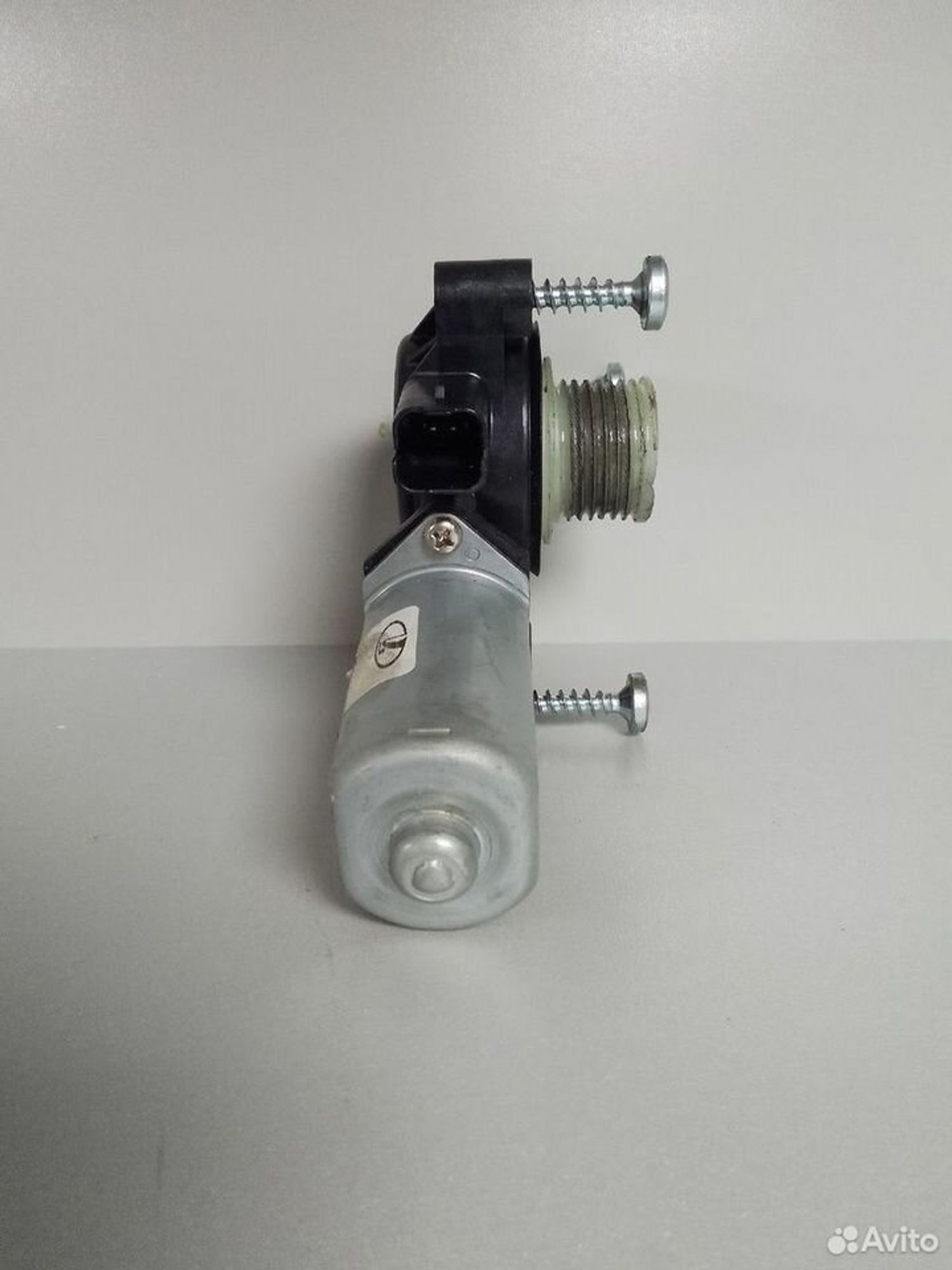 Моторчик стеклопод. пер.лев. LADA X-Ray, 500 рублей, Тамбов