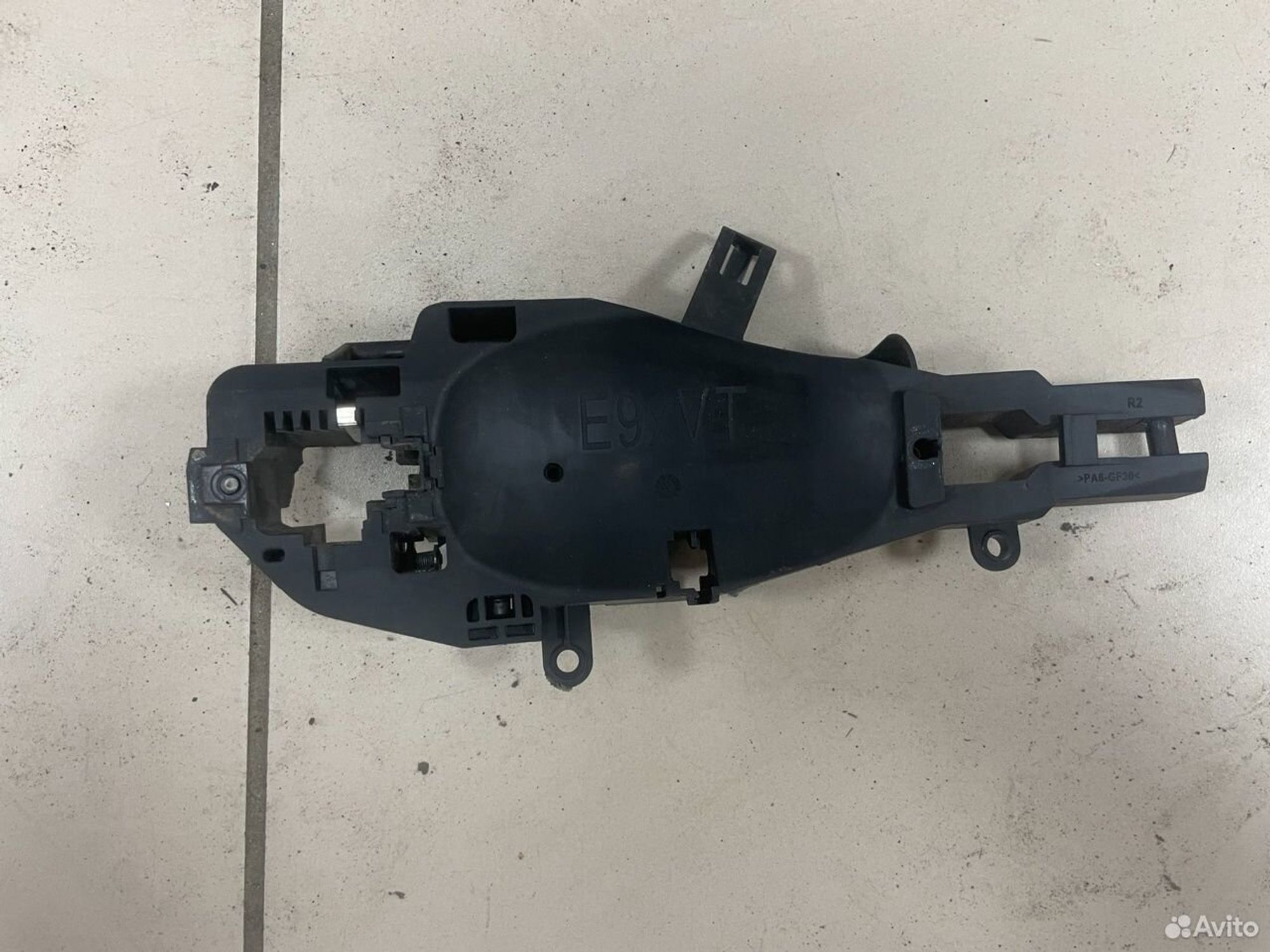 Кронштейн ручки перед.прав. BMW E90, 500 рублей, Тамбов