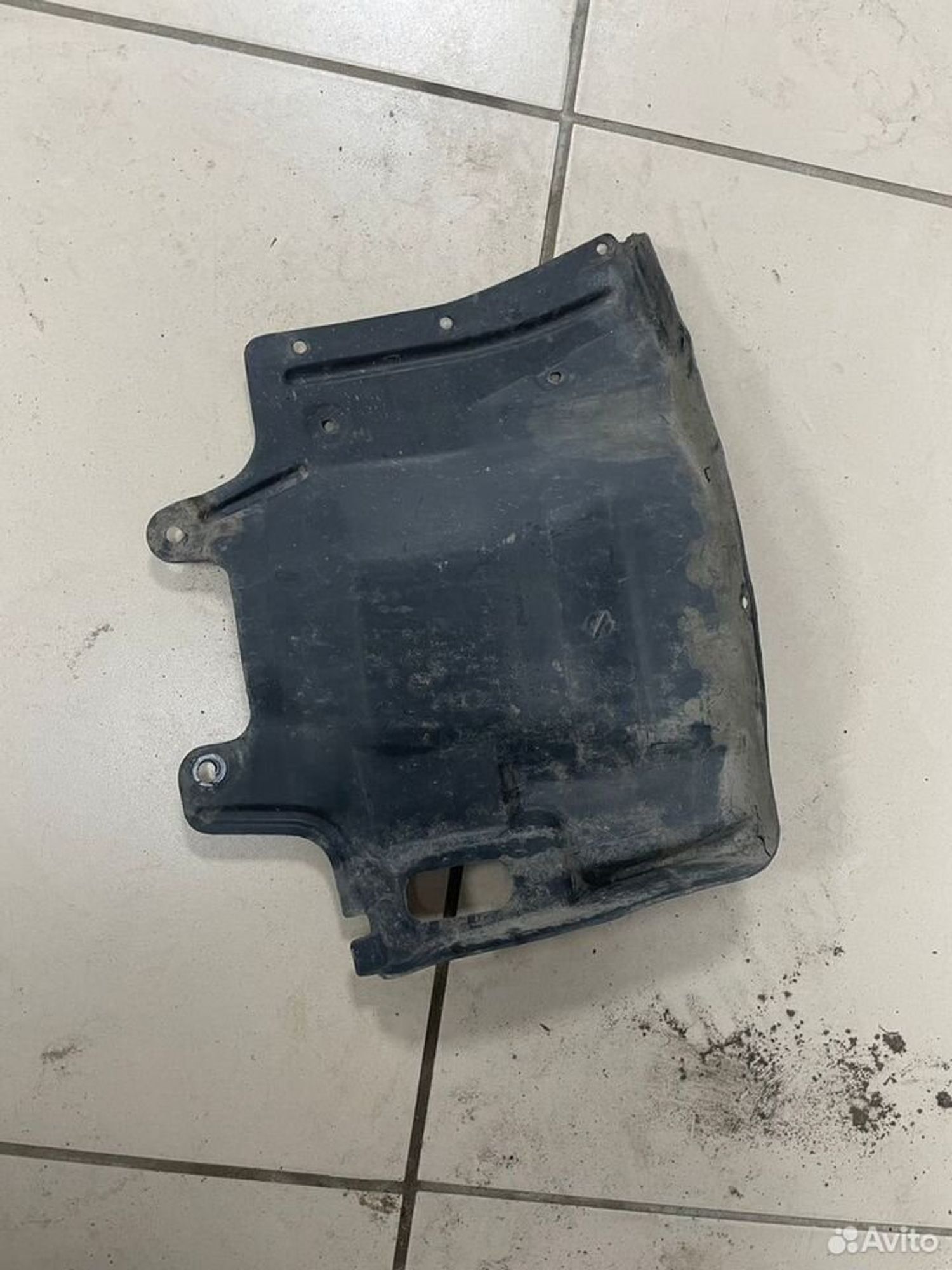 Пыльник двигателя Mitsubishi Lancer IX, 500 рублей, Тамбов