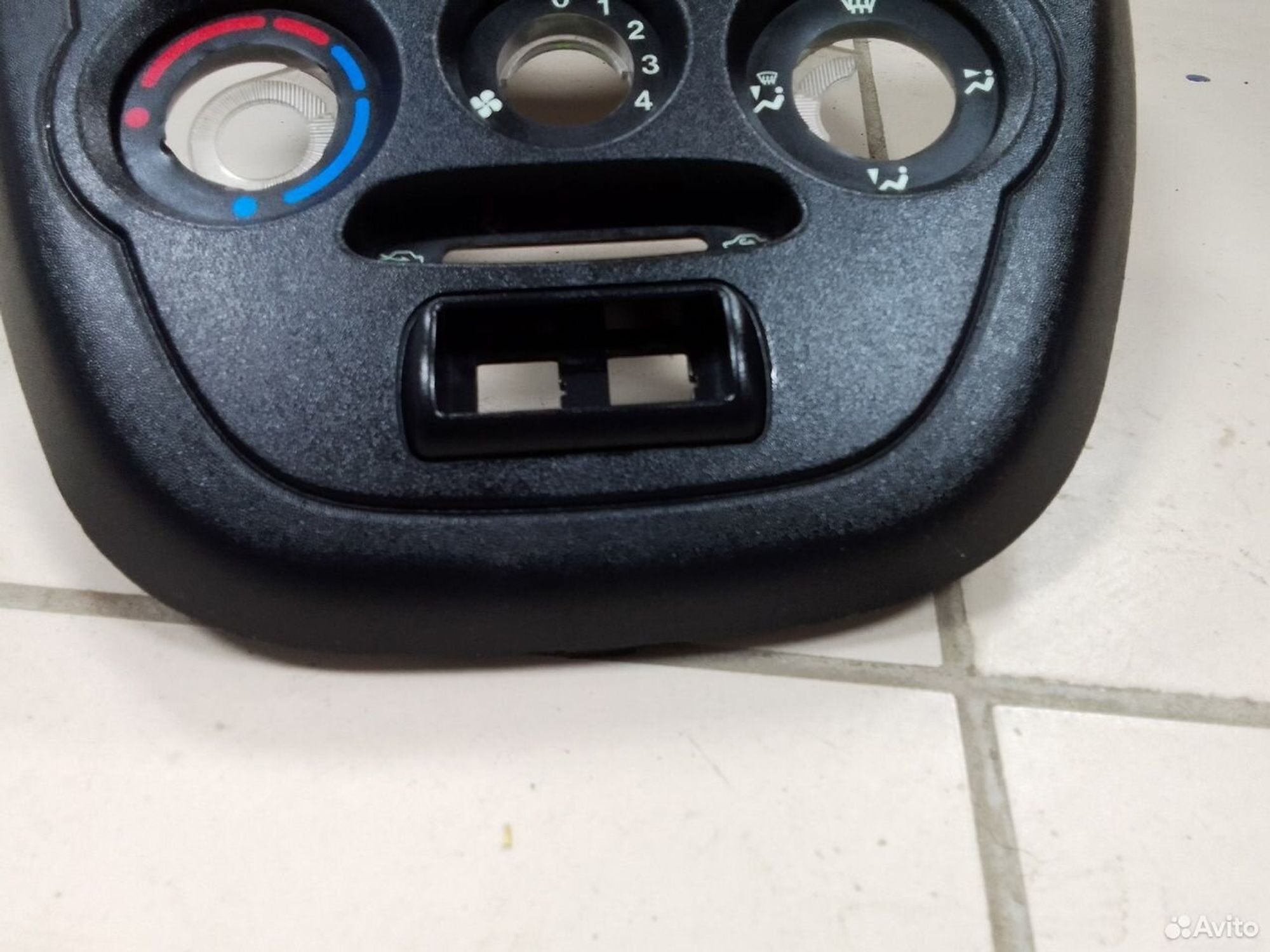 Накладка торпедо LADA Granta, 700 рублей, Тамбов