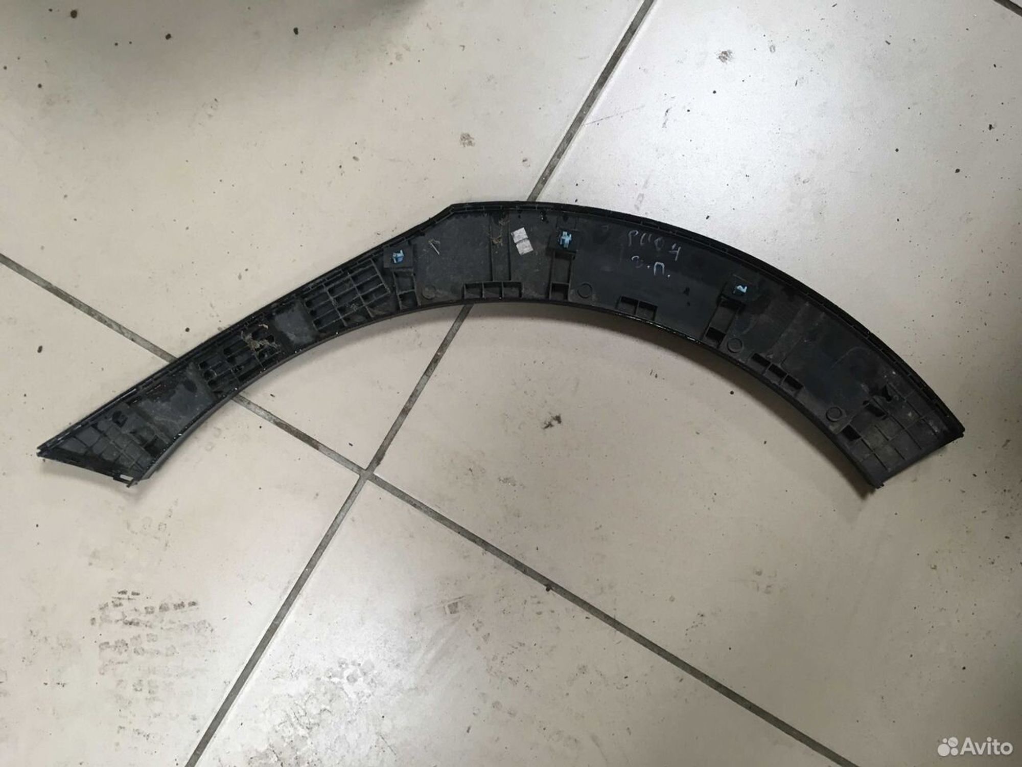 Накладка заднего правого крыла Kia Rio IV X-Line, 1500 рублей, Тамбов