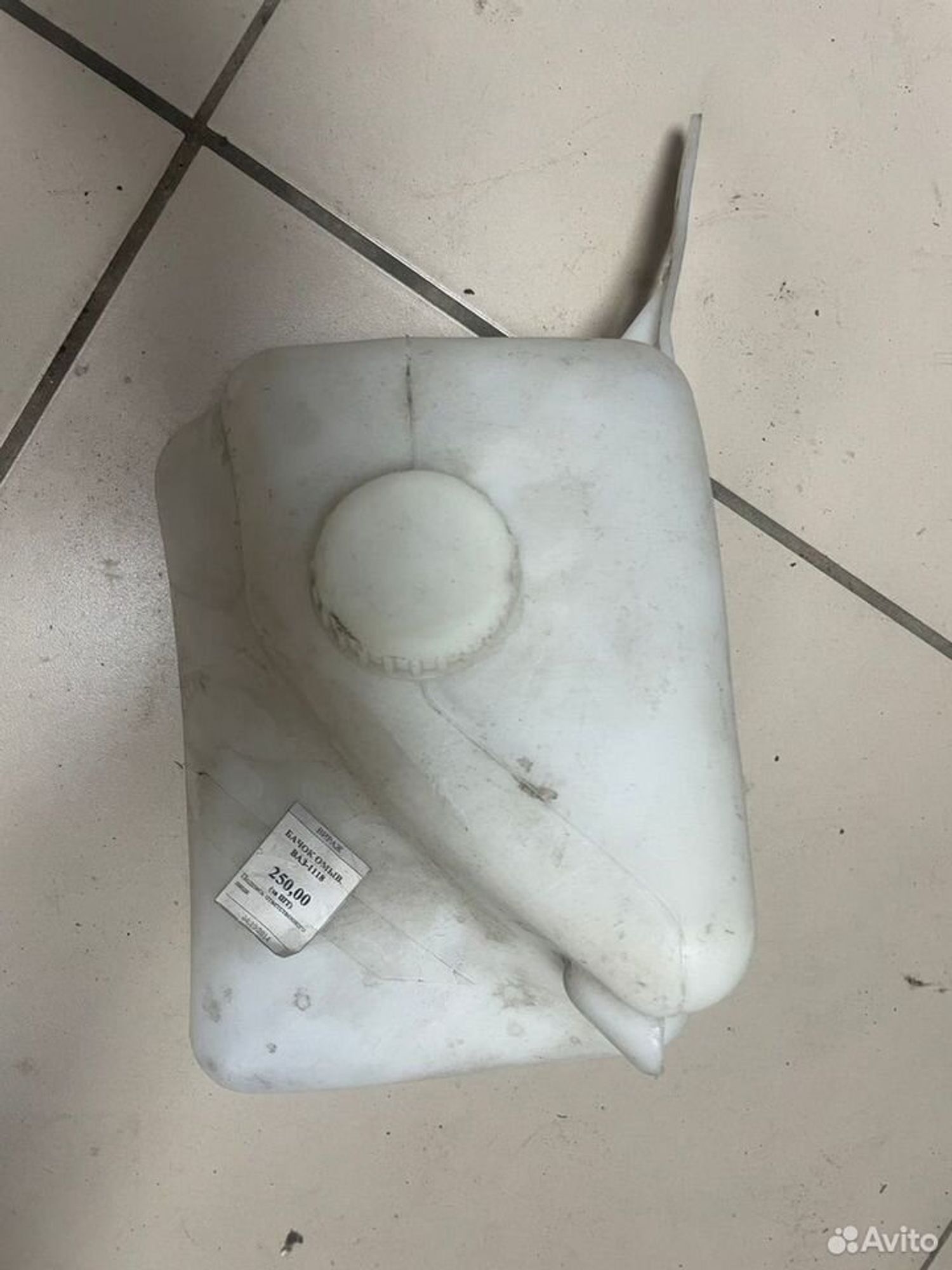 Бачок омывателя LADA Kalina I, 500 рублей, Тамбов