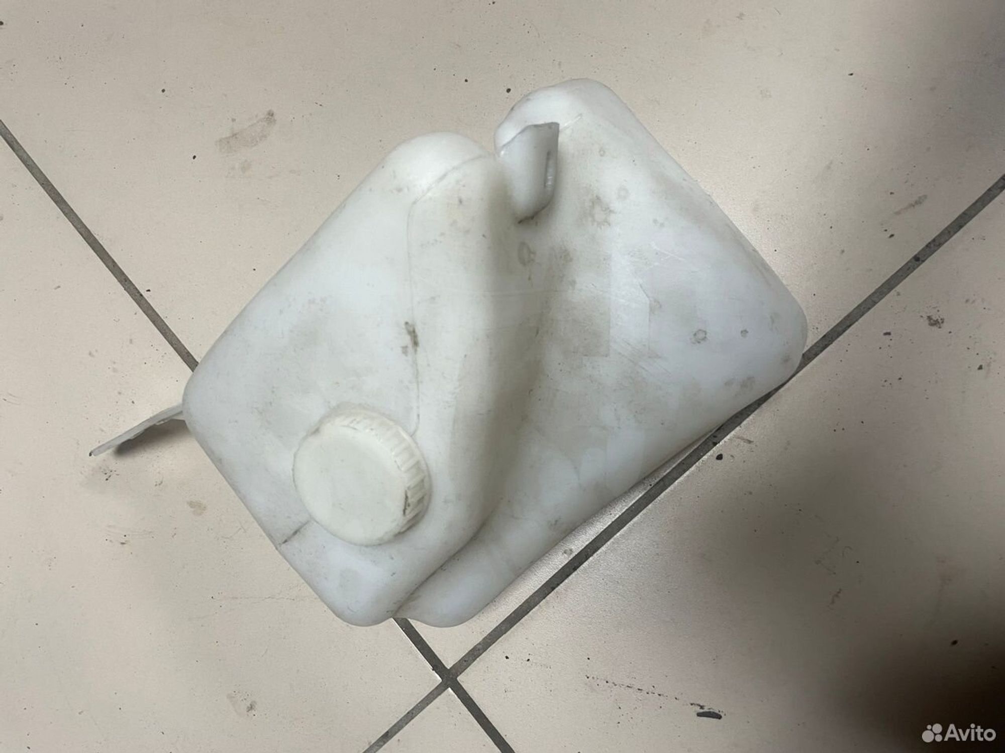 Бачок омывателя LADA Kalina I, 500 рублей, Тамбов