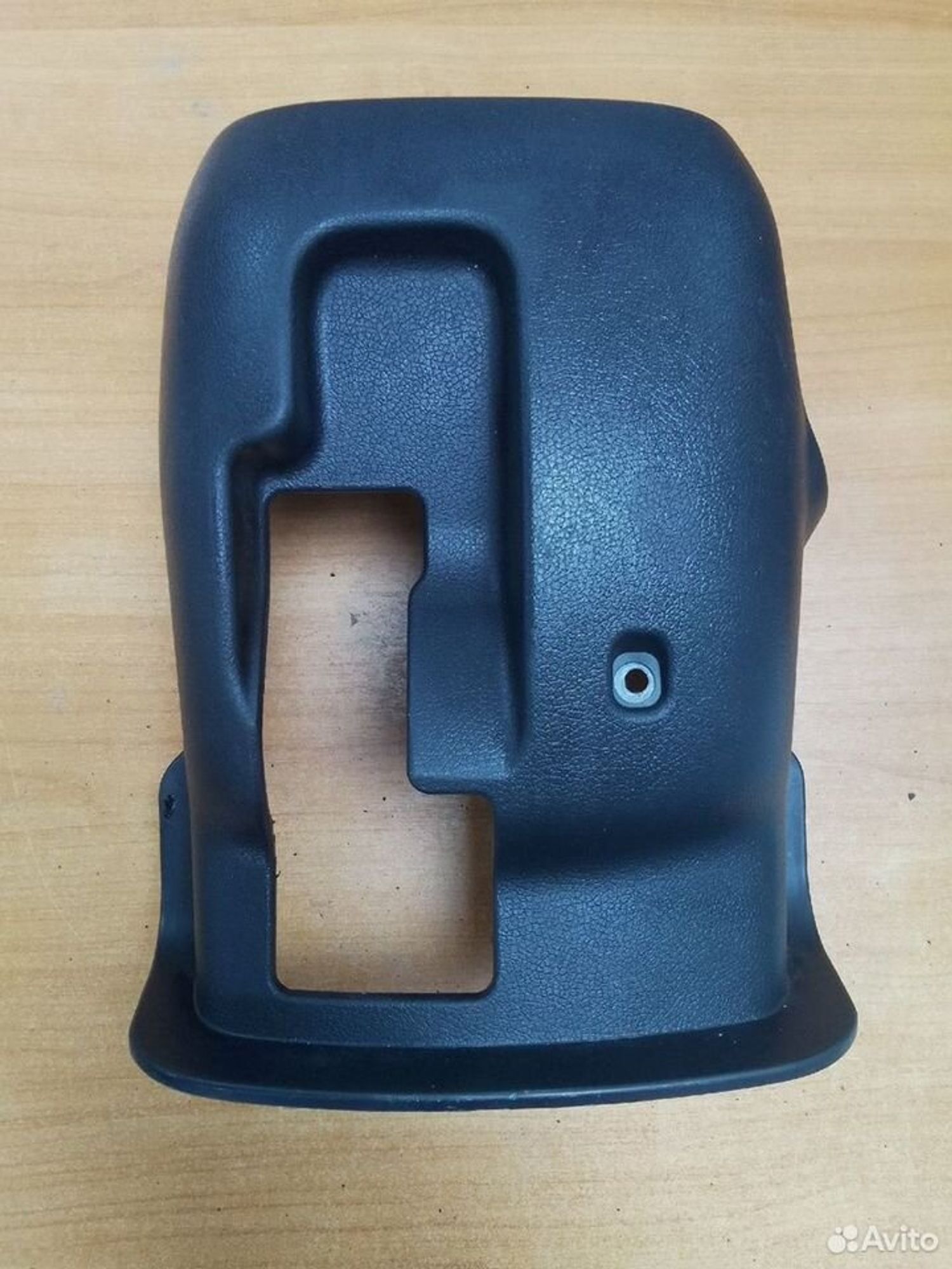 Подрулевой кожух Hyundai Solaris I, 500 рублей, Тамбов