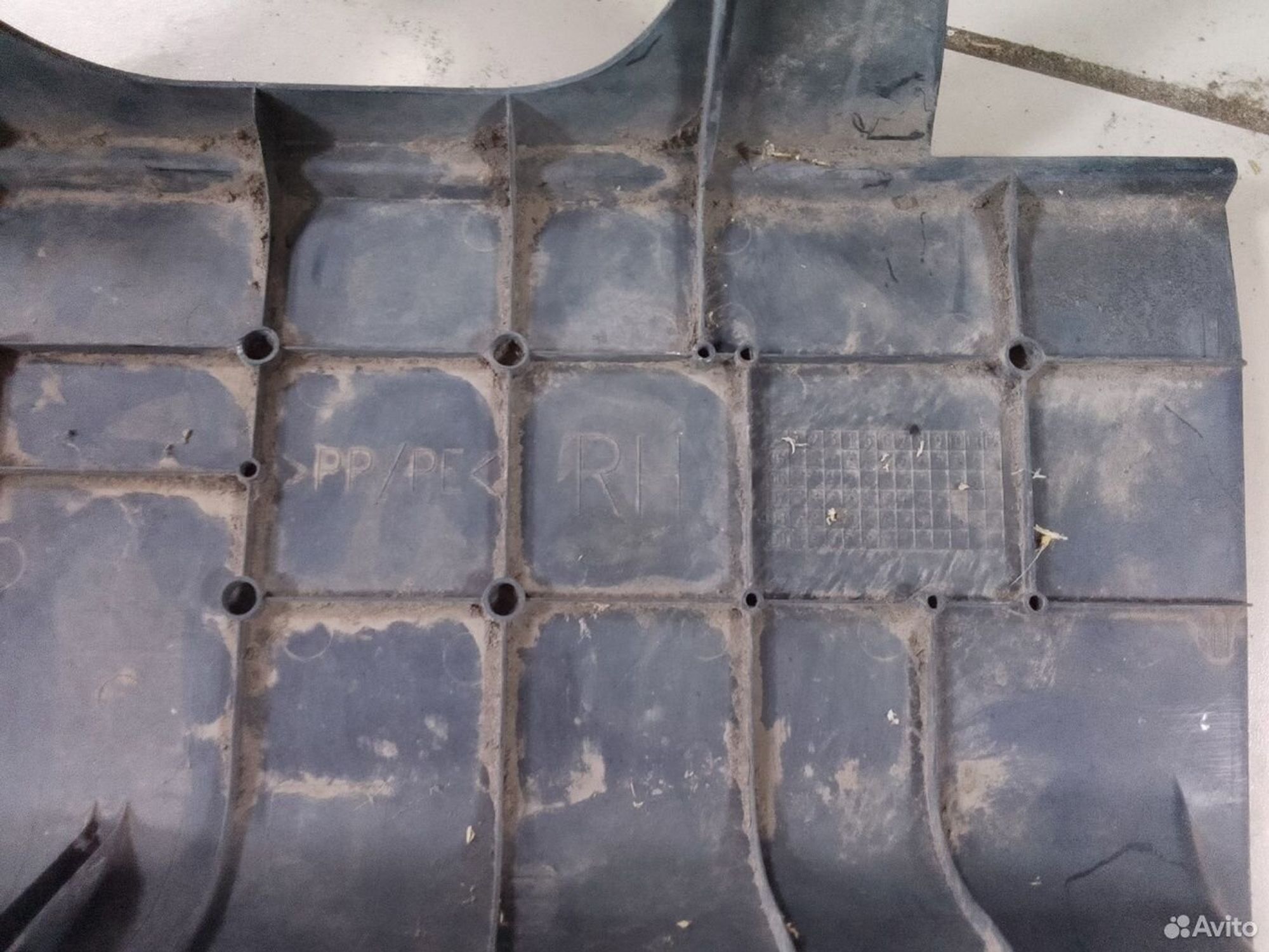 Накладка заднего сиденья правая Toyota Camry V40, 500 рублей, Тамбов