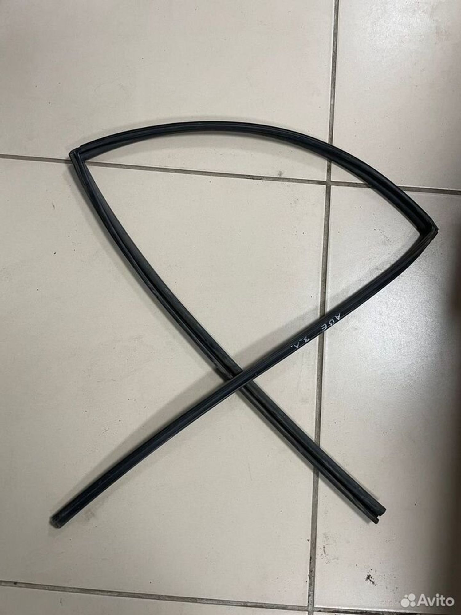 Уплотнитель стекла зад.лев. Toyota Avensis T250, 500 рублей, Тамбов