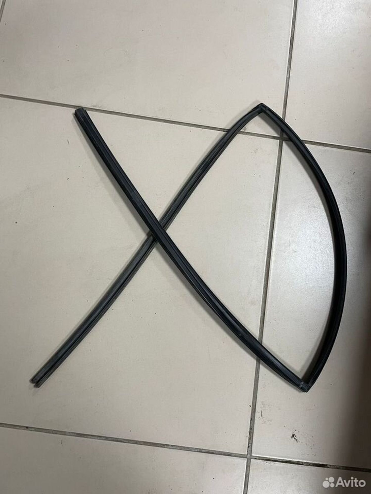 Уплотнитель стекла зад.лев. Toyota Avensis T250, 500 рублей, Тамбов