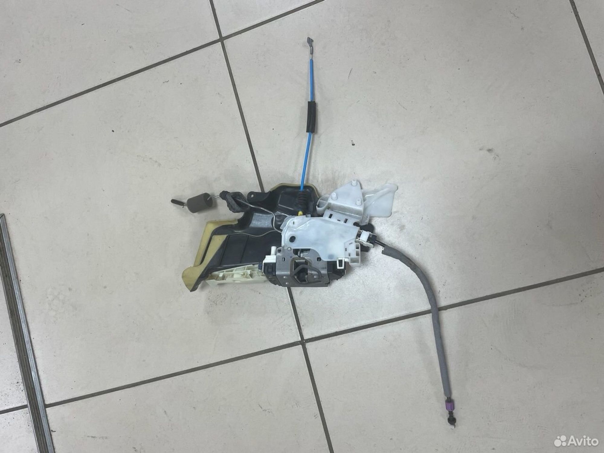 Замок двери перед.лев. Mercedes W212 LHD рест, 2000 рублей, Тамбов