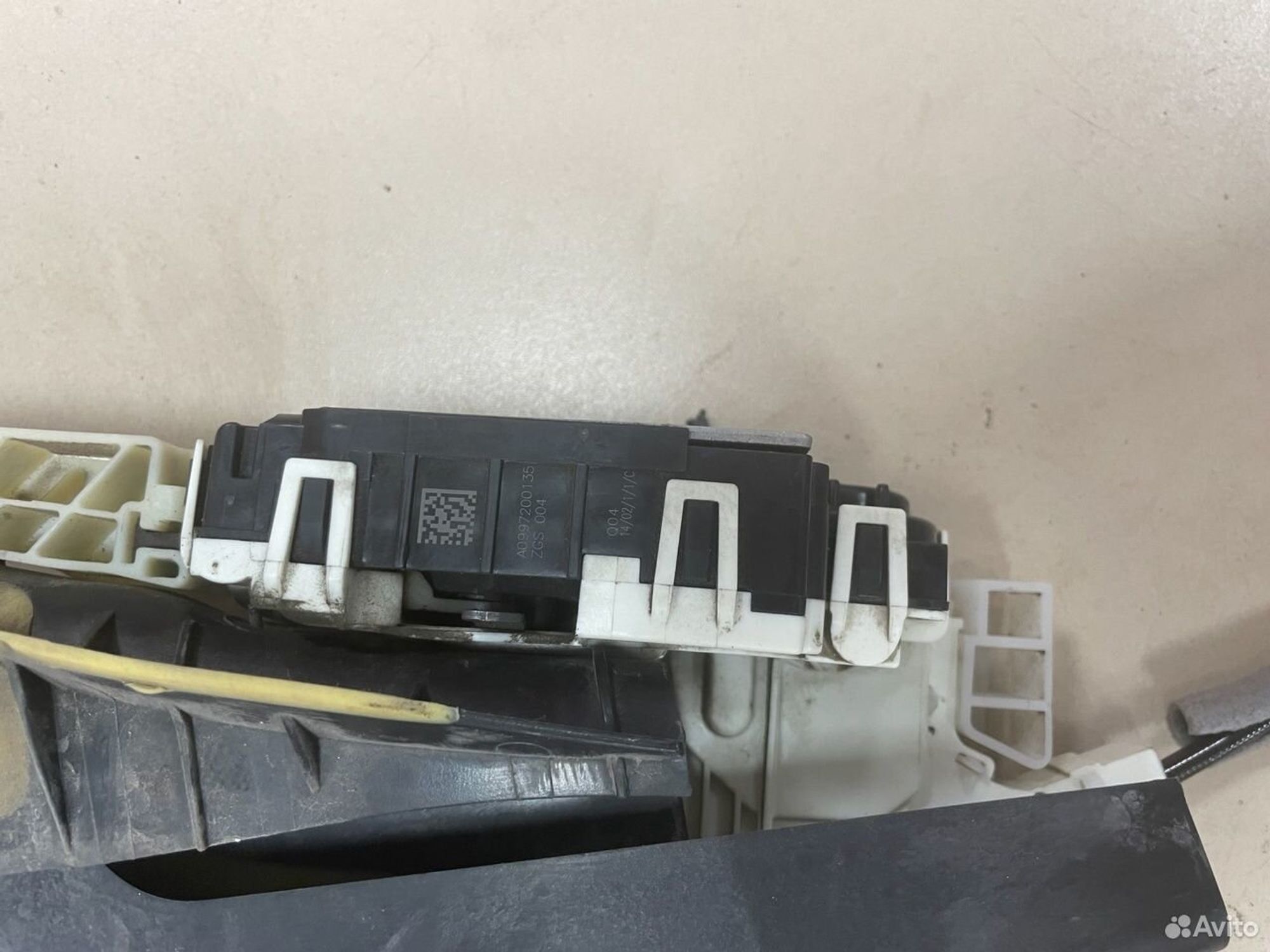 Замок двери перед.лев. Mercedes W212 LHD рест, 2000 рублей, Тамбов