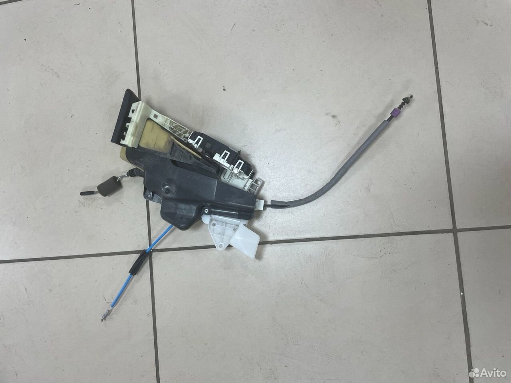 Замок двери перед.лев. Mercedes W212 LHD рест, 2000 рублей, Тамбов