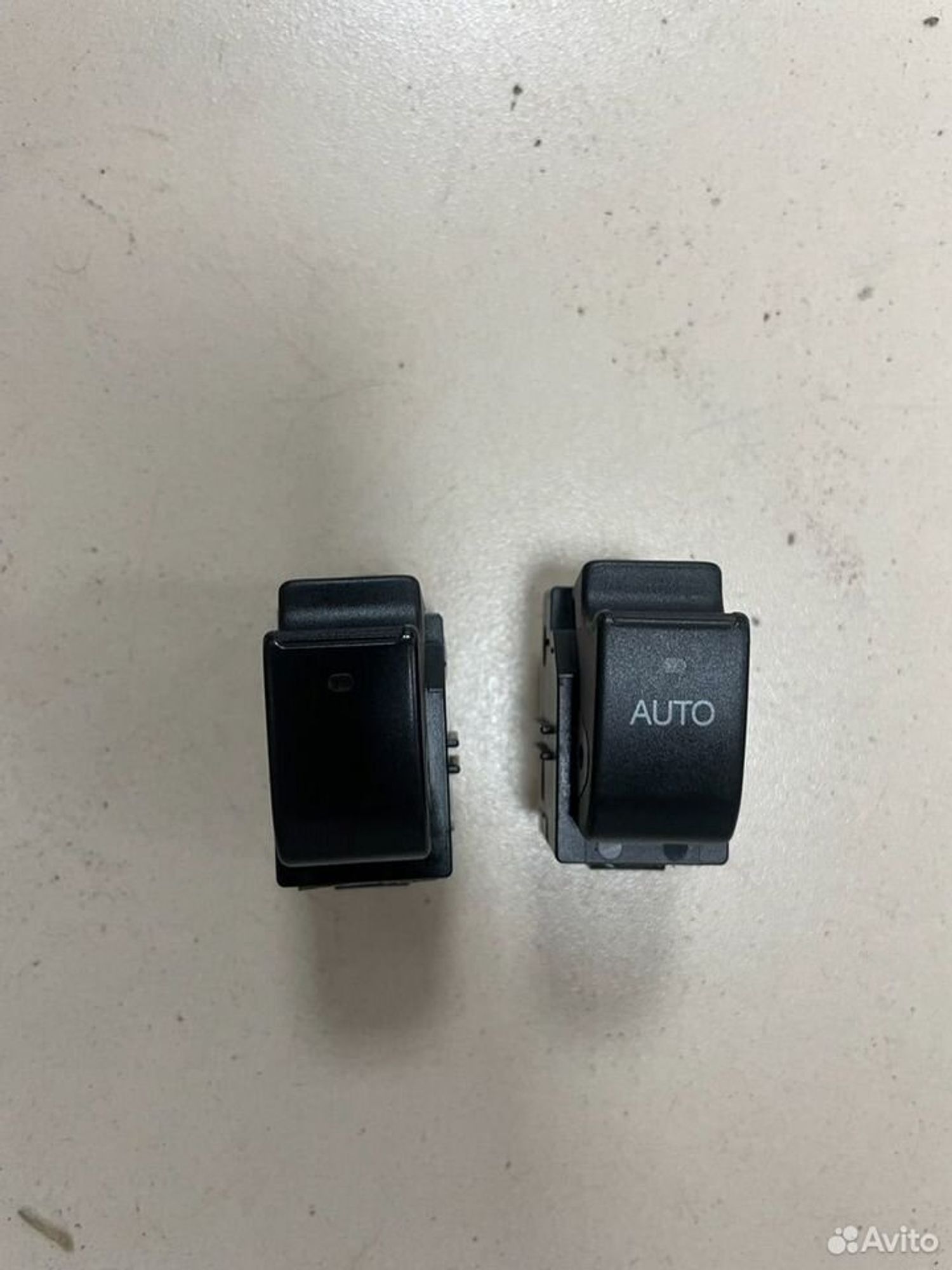 Кнопки стеклоподъёмника Toyota Avensis T250, 600 рублей, Тамбов