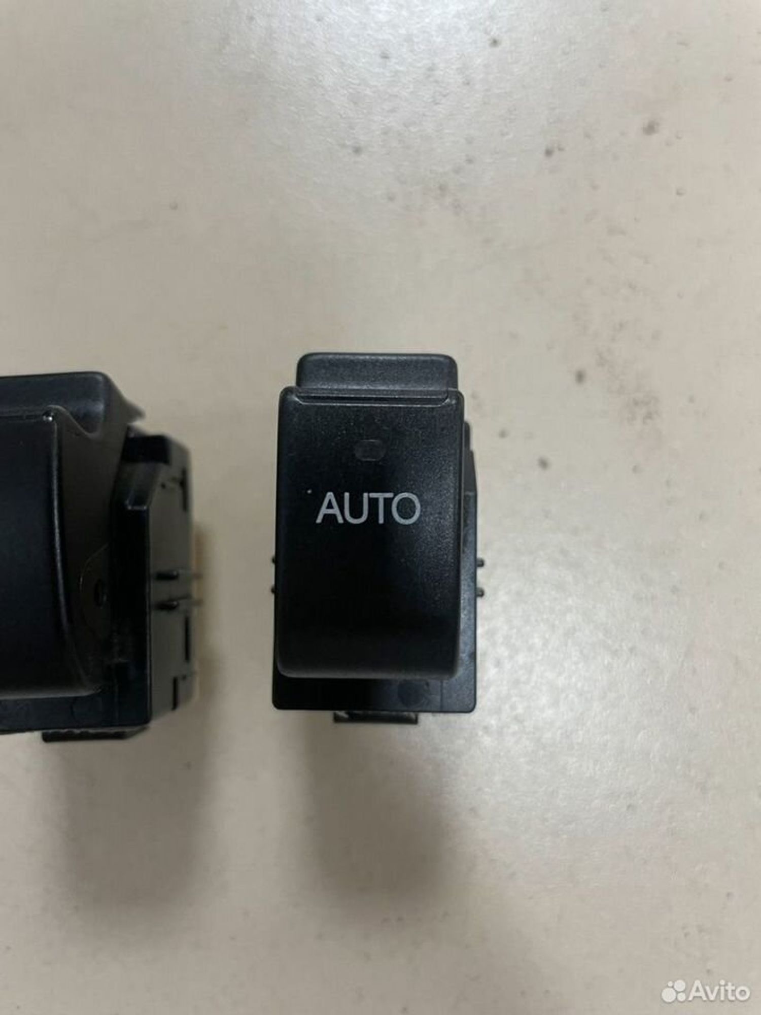 Кнопки стеклоподъёмника Toyota Avensis T250, 600 рублей, Тамбов